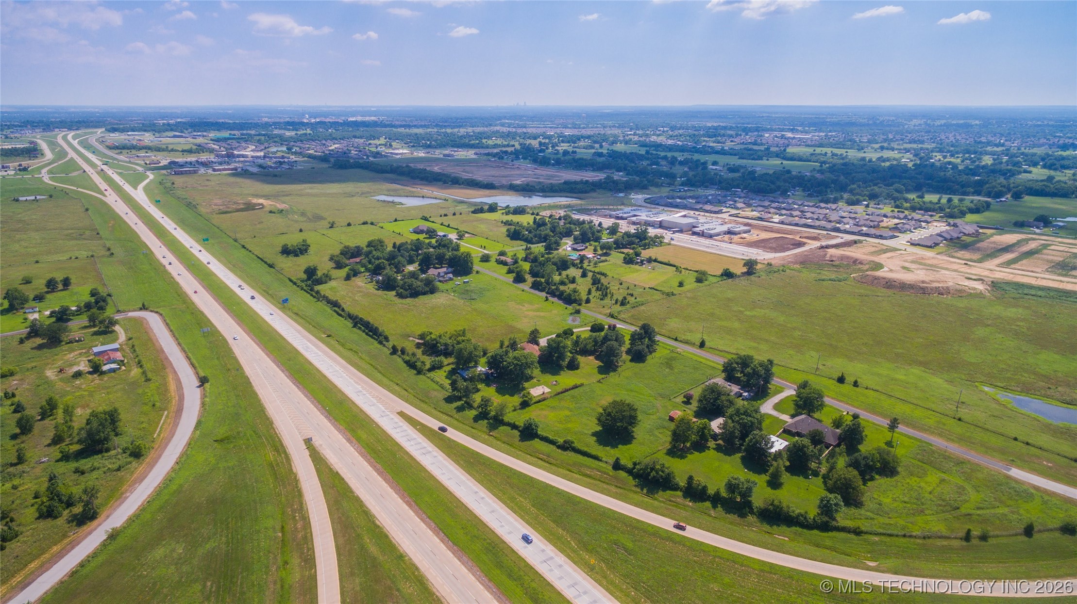 13420 E 122nd Street N Property Photo 6