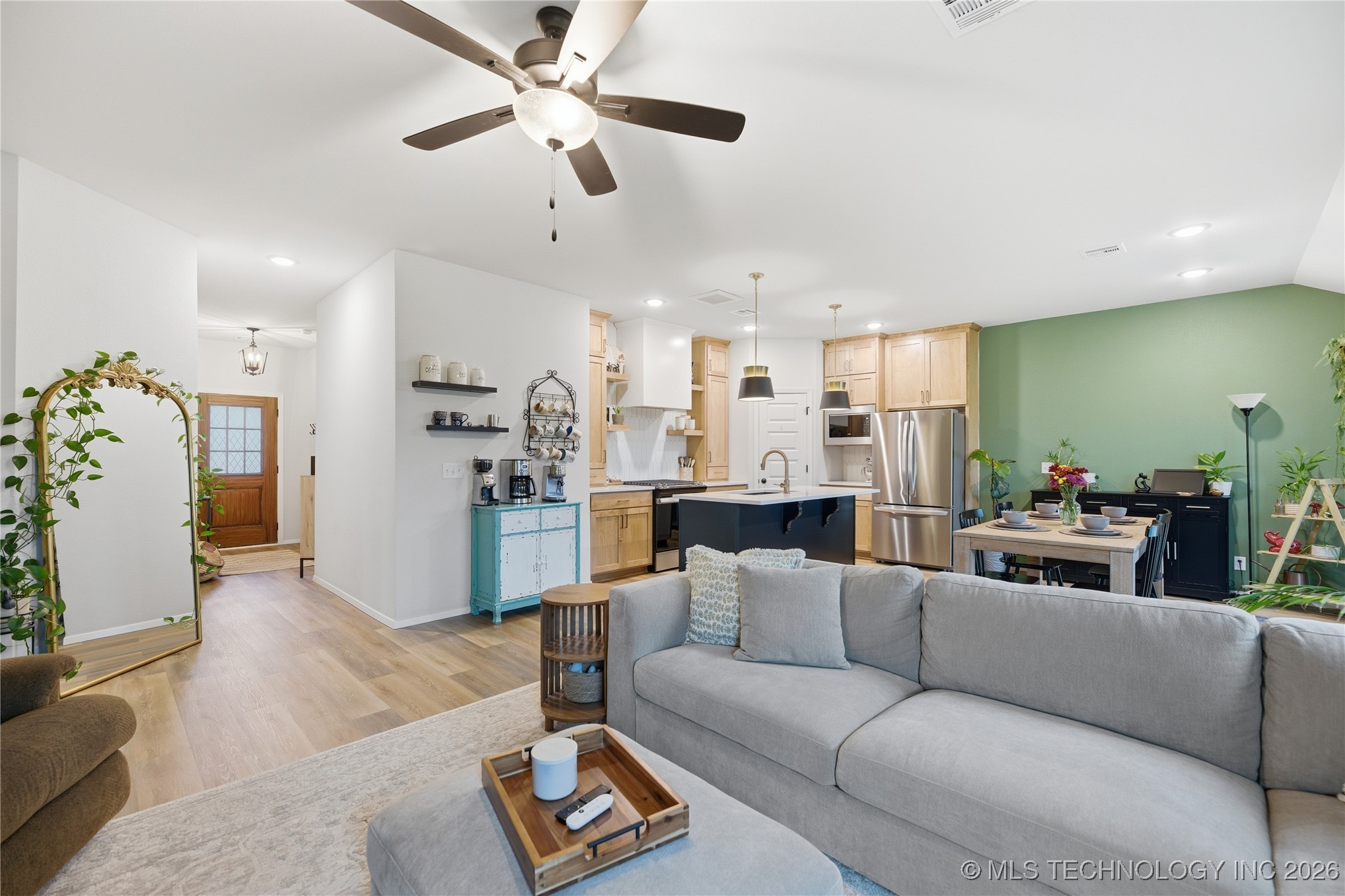 1665 E 138th Place Property Photo 7