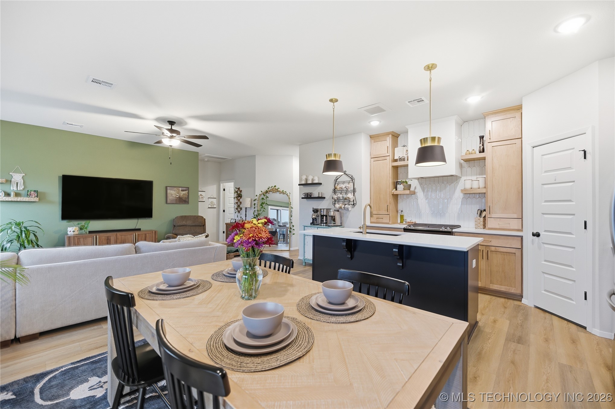 1665 E 138th Place Property Photo 8