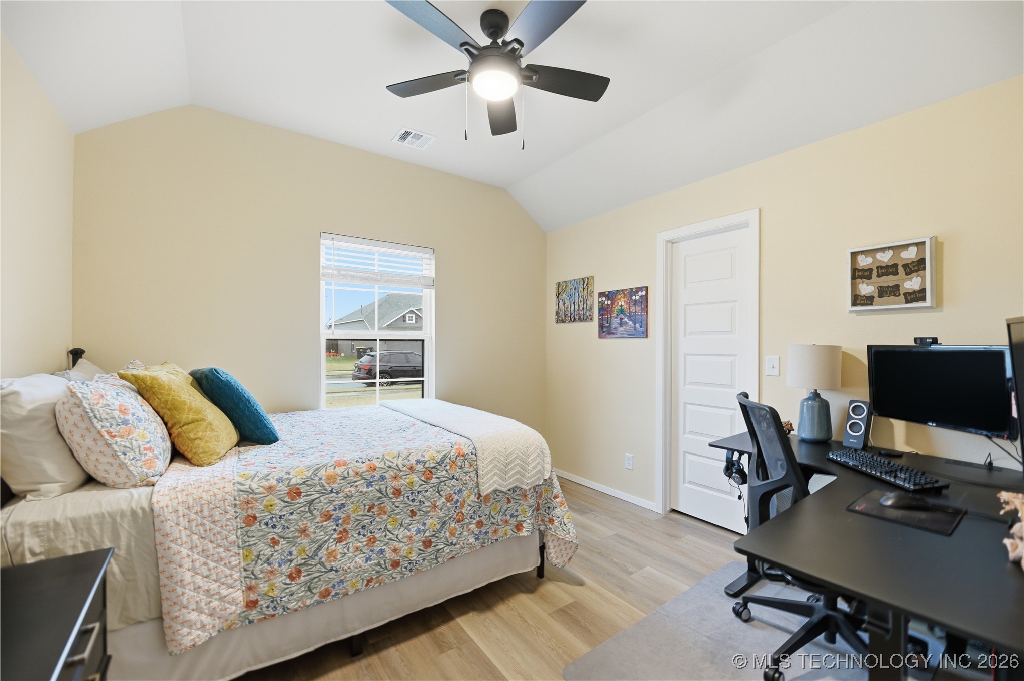 1665 E 138th Place Property Photo 25