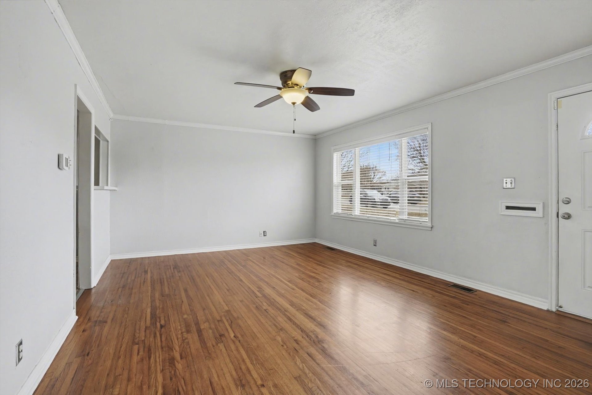 4124 E 35th Street Property Photo 4