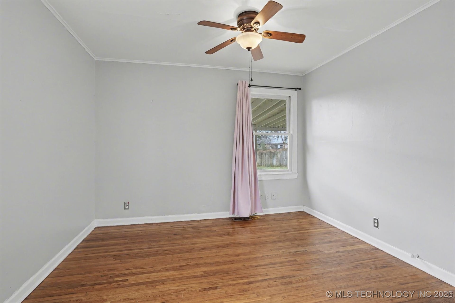 4124 E 35th Street Property Photo 23