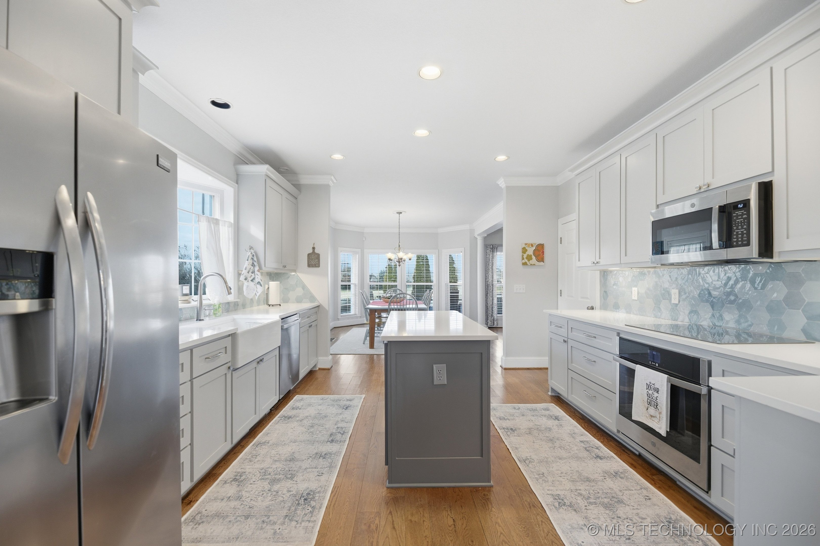 3912 N Battle Creek Drive Property Photo 4