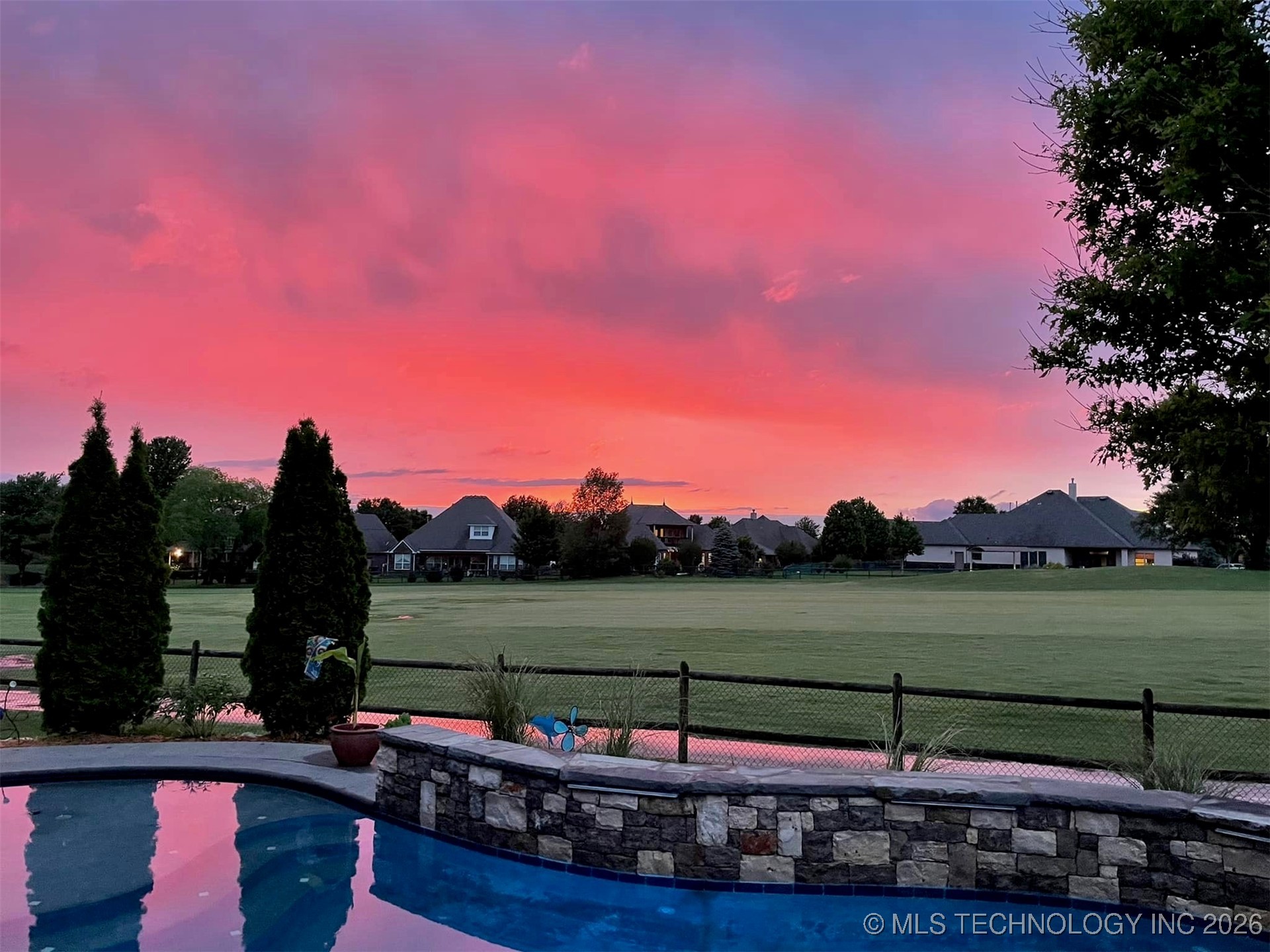 3912 N Battle Creek Drive Property Photo 27