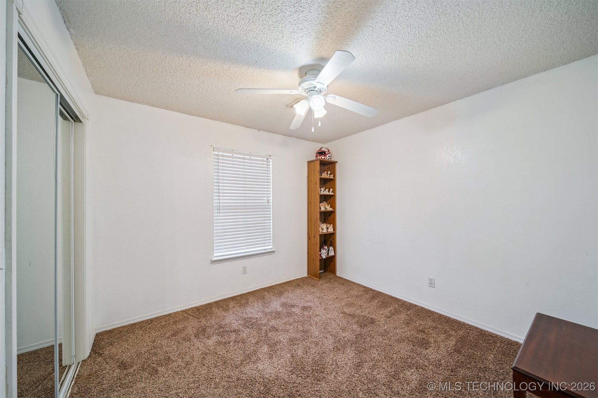 102 Taz Avenue Property Photo 4