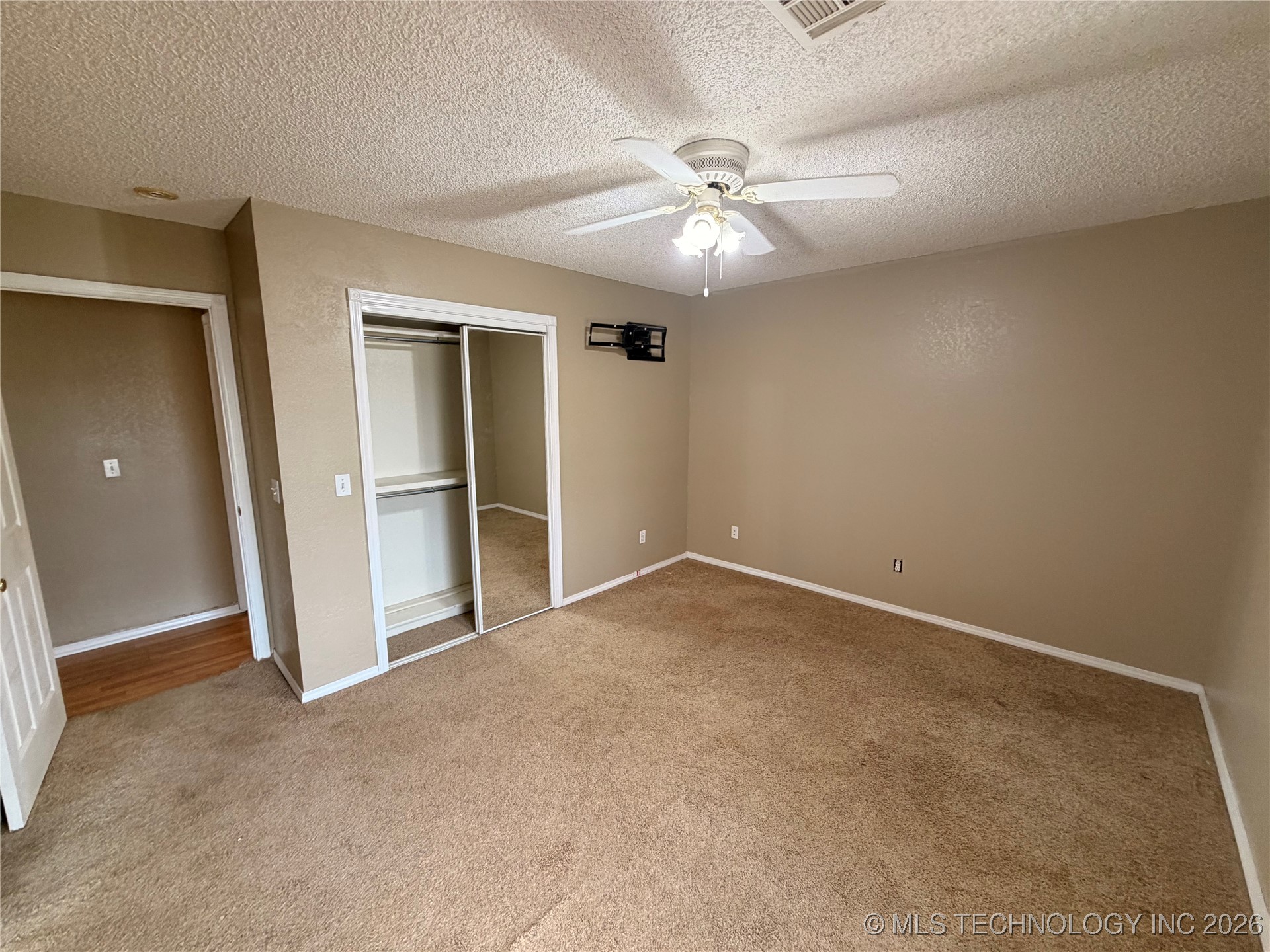 102 Taz Avenue Property Photo 21