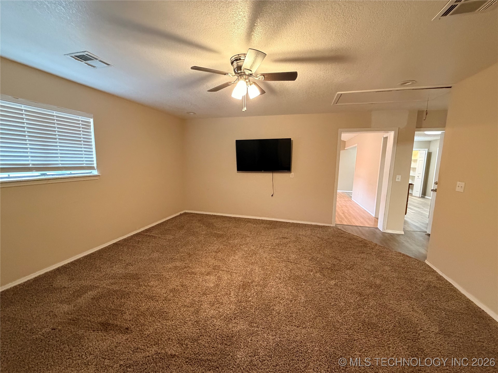 102 Taz Avenue Property Photo 29