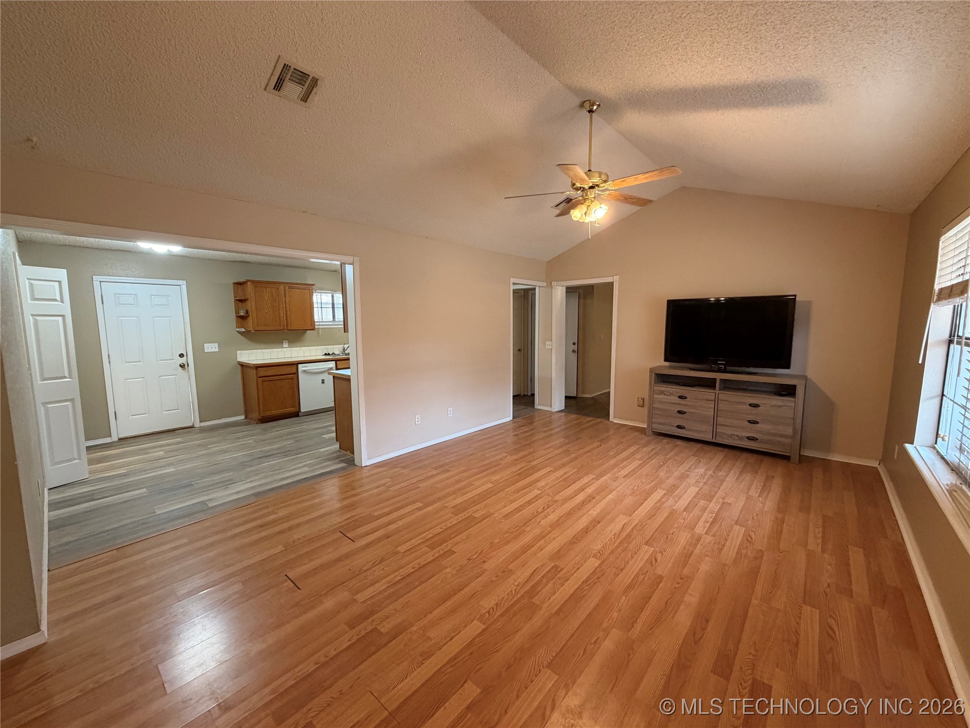 102 Taz Avenue Property Photo 37