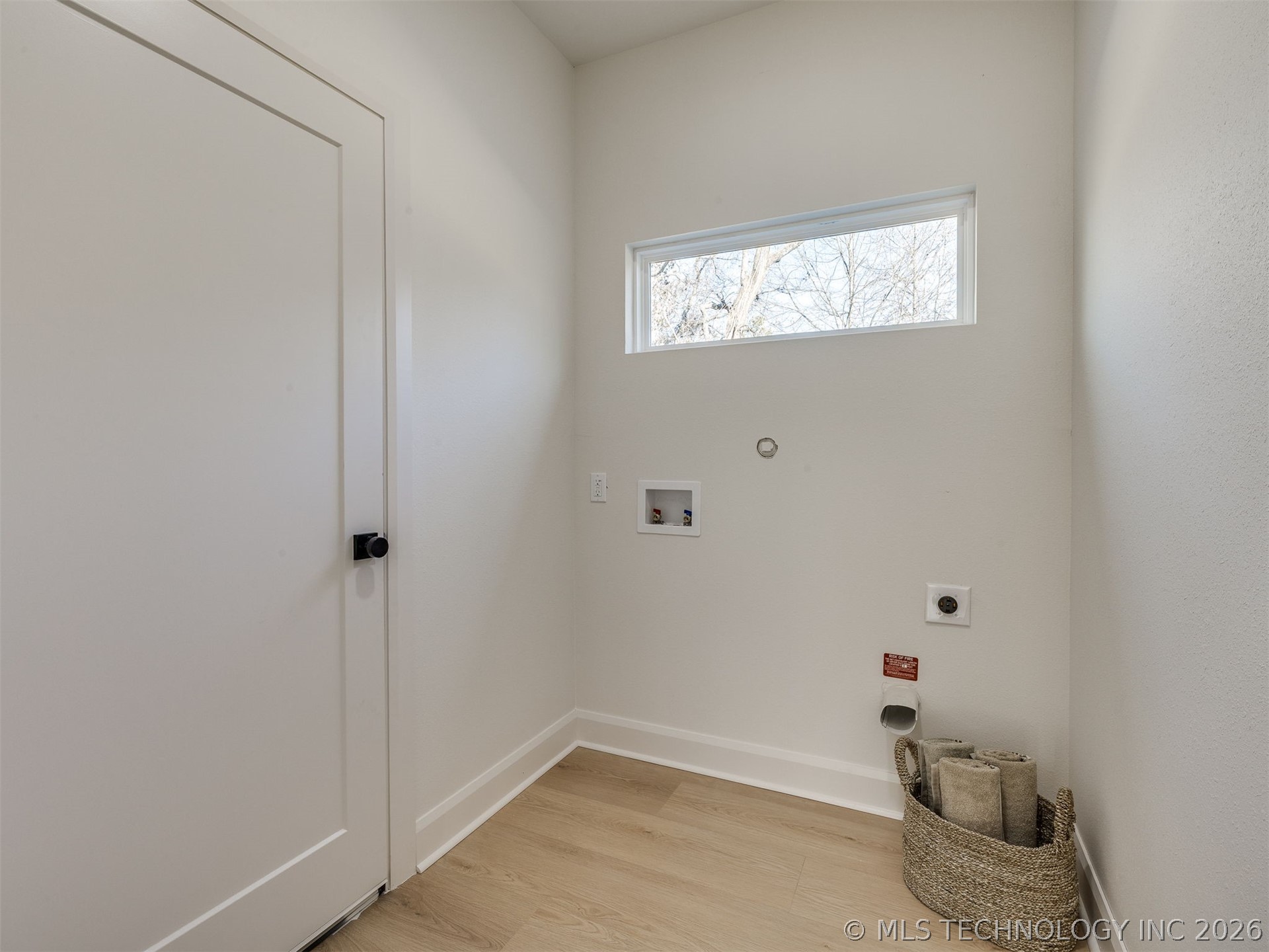 209 N Leahy Street Property Photo 53