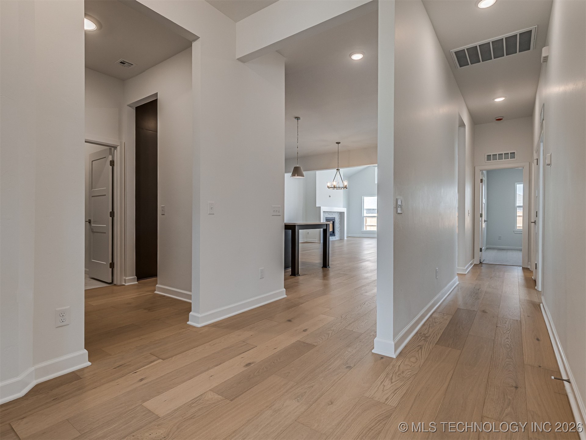 16302 S 89th Avenue E Property Photo 6