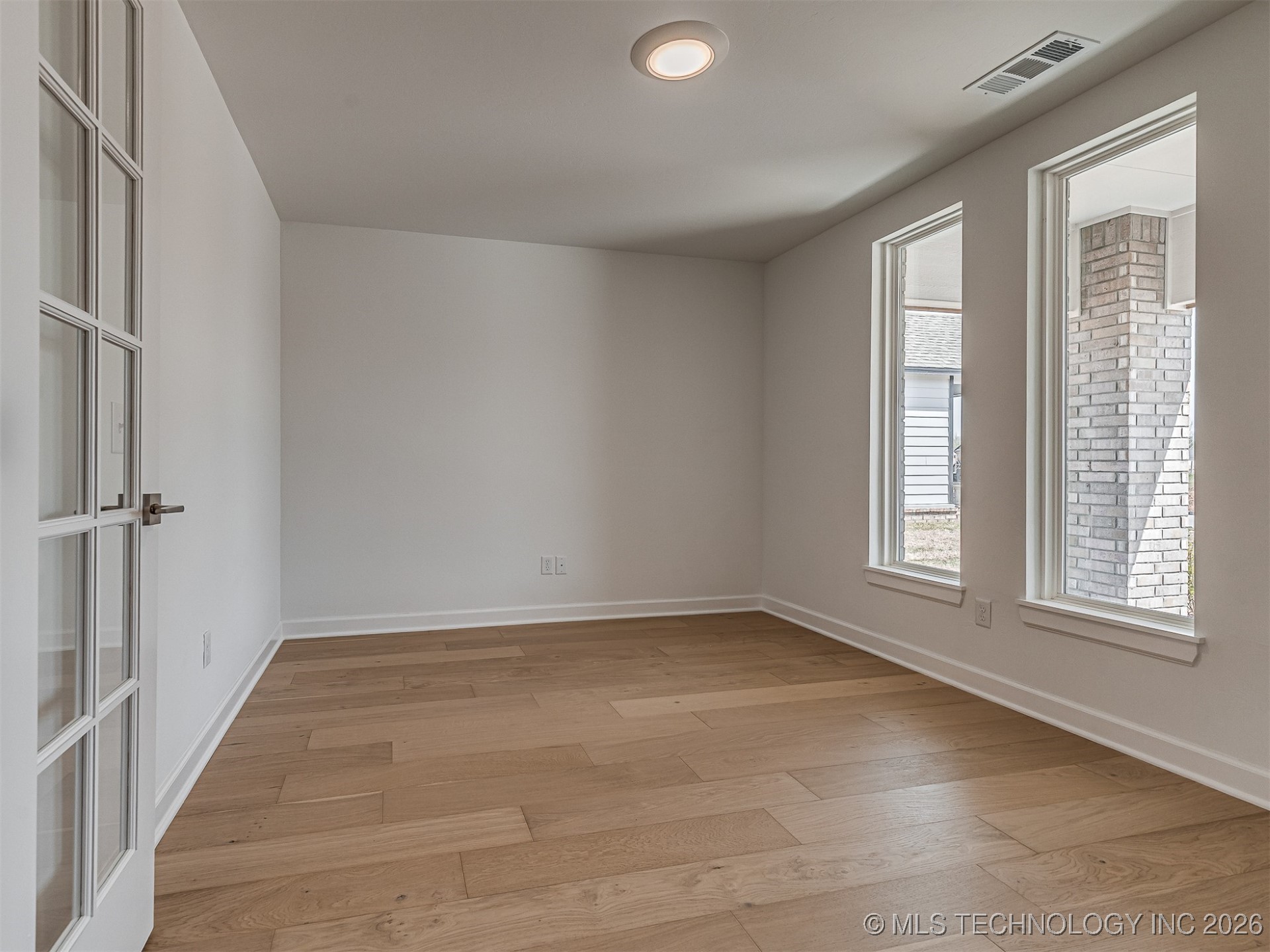 16302 S 89th Avenue E Property Photo 8