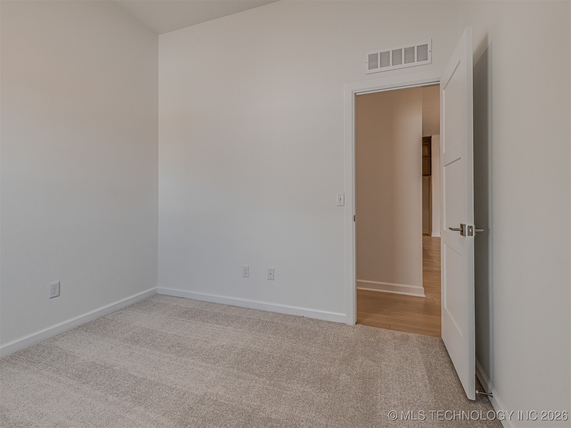 16302 S 89th Avenue E Property Photo 28