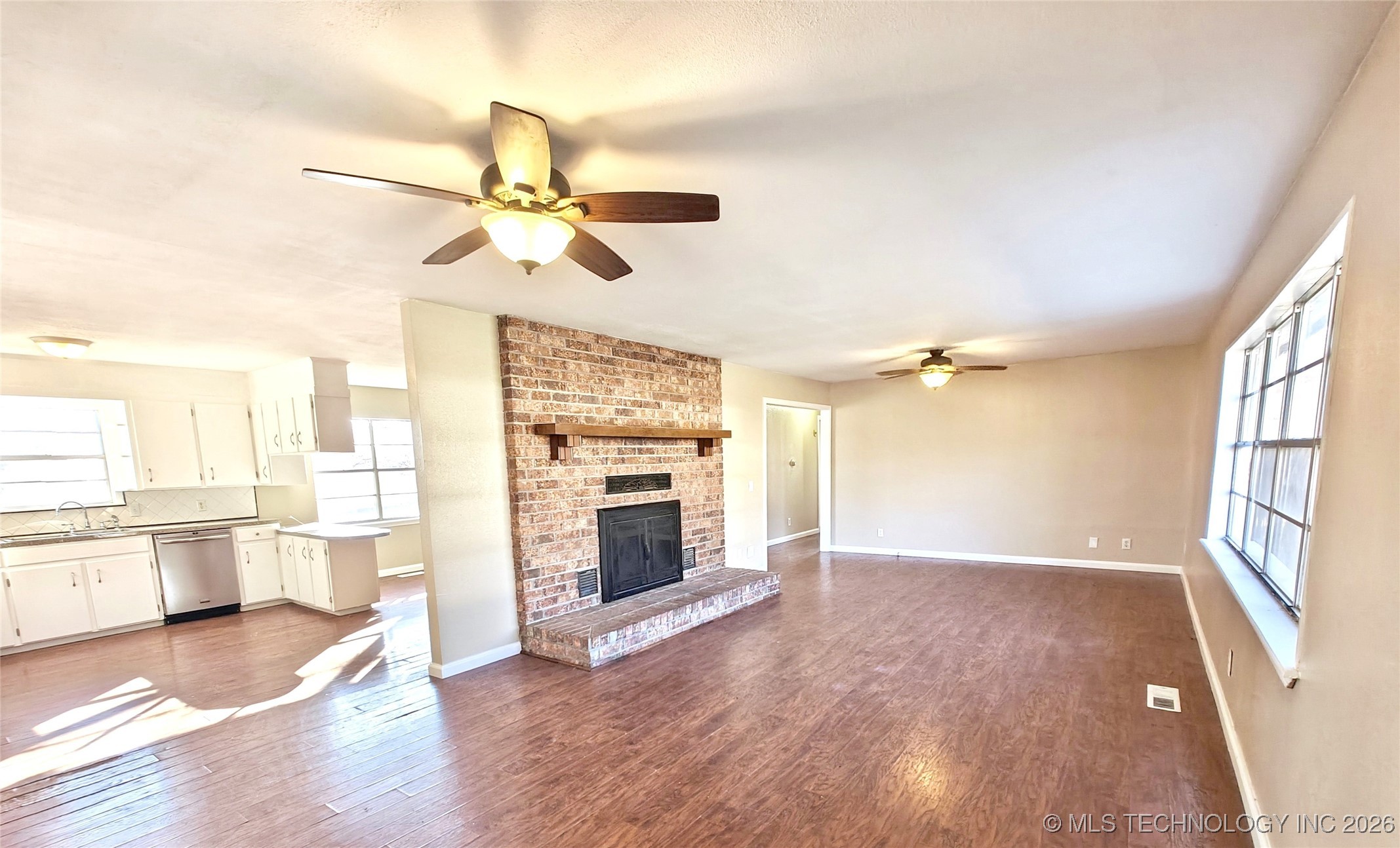 11769 W 838 Road Property Photo 4