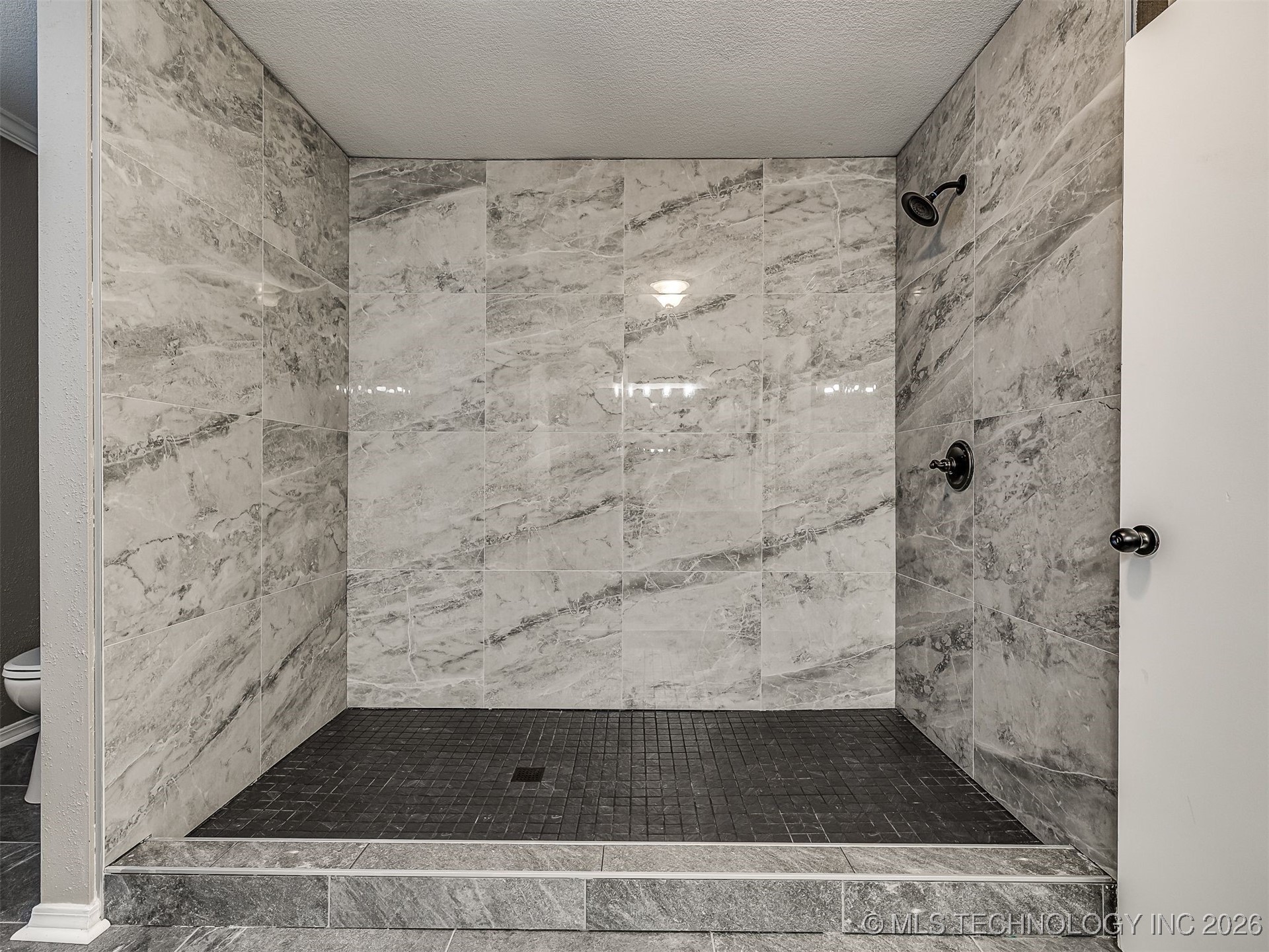 300 Ridgecrest Court Property Photo 27