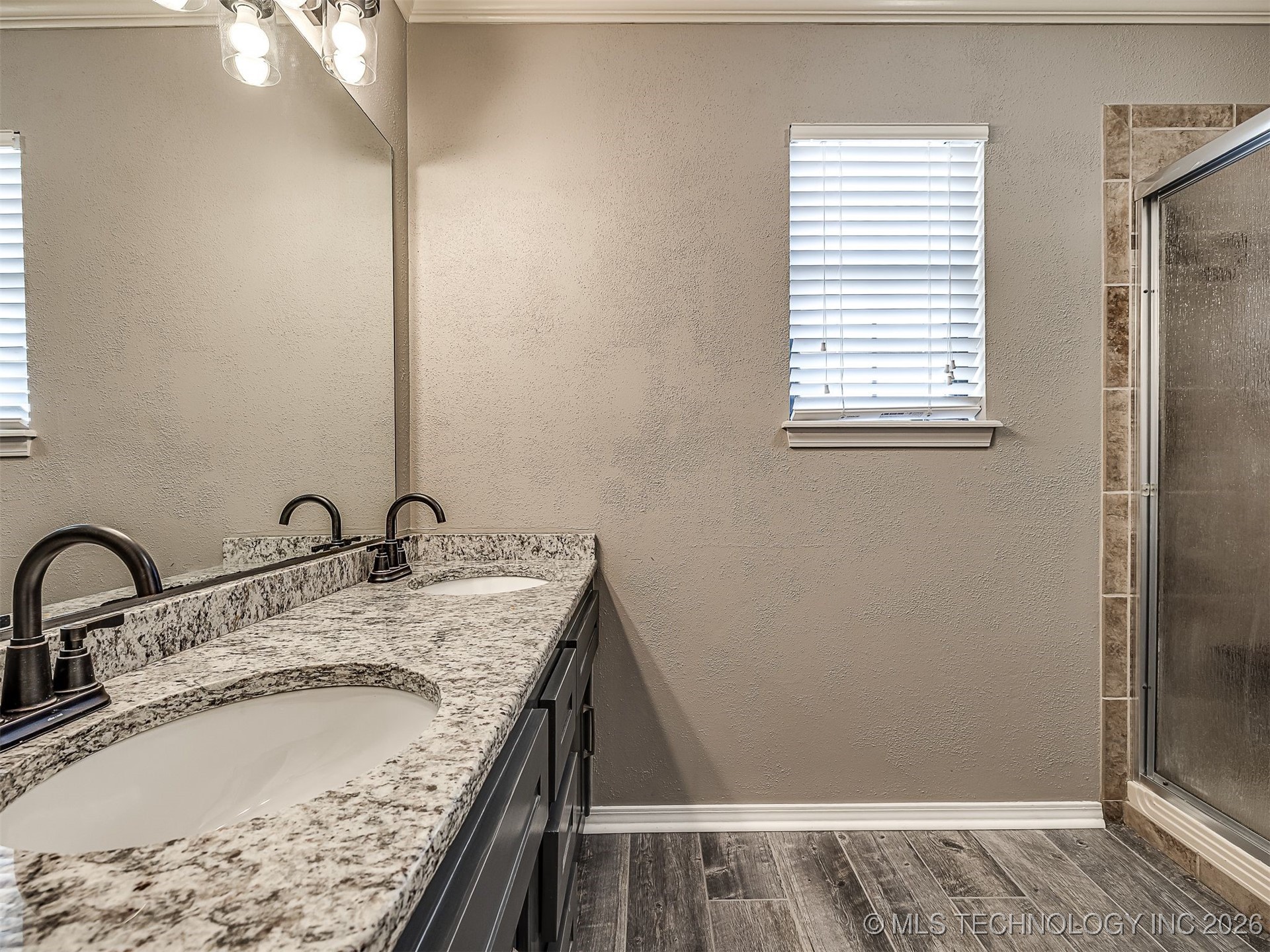 300 Ridgecrest Court Property Photo 37