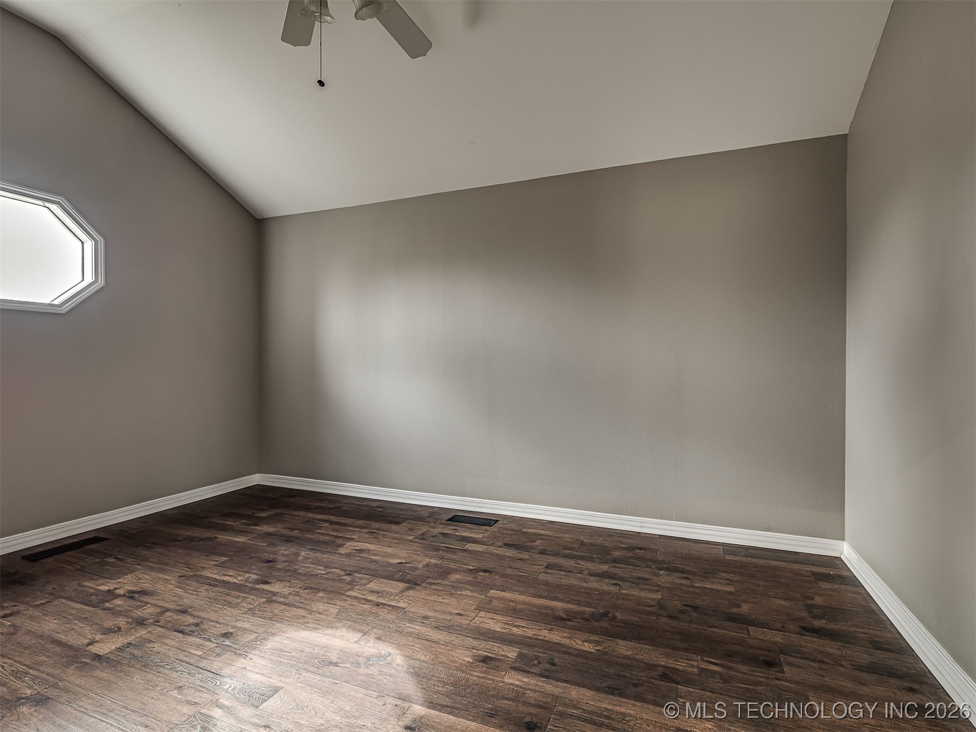 300 Ridgecrest Court Property Photo 43