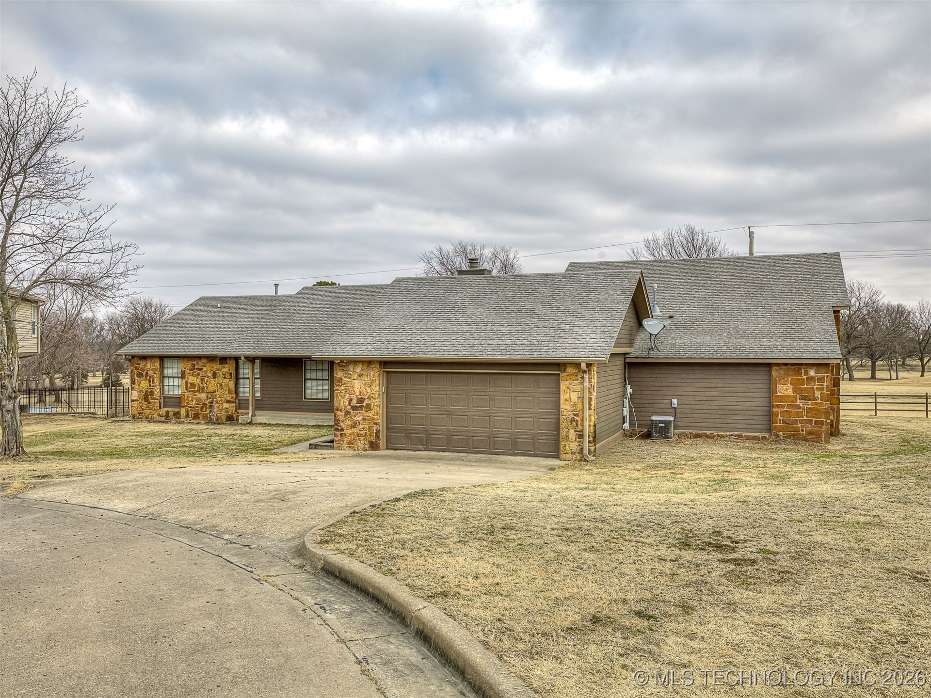 300 Ridgecrest Court Property Photo 61