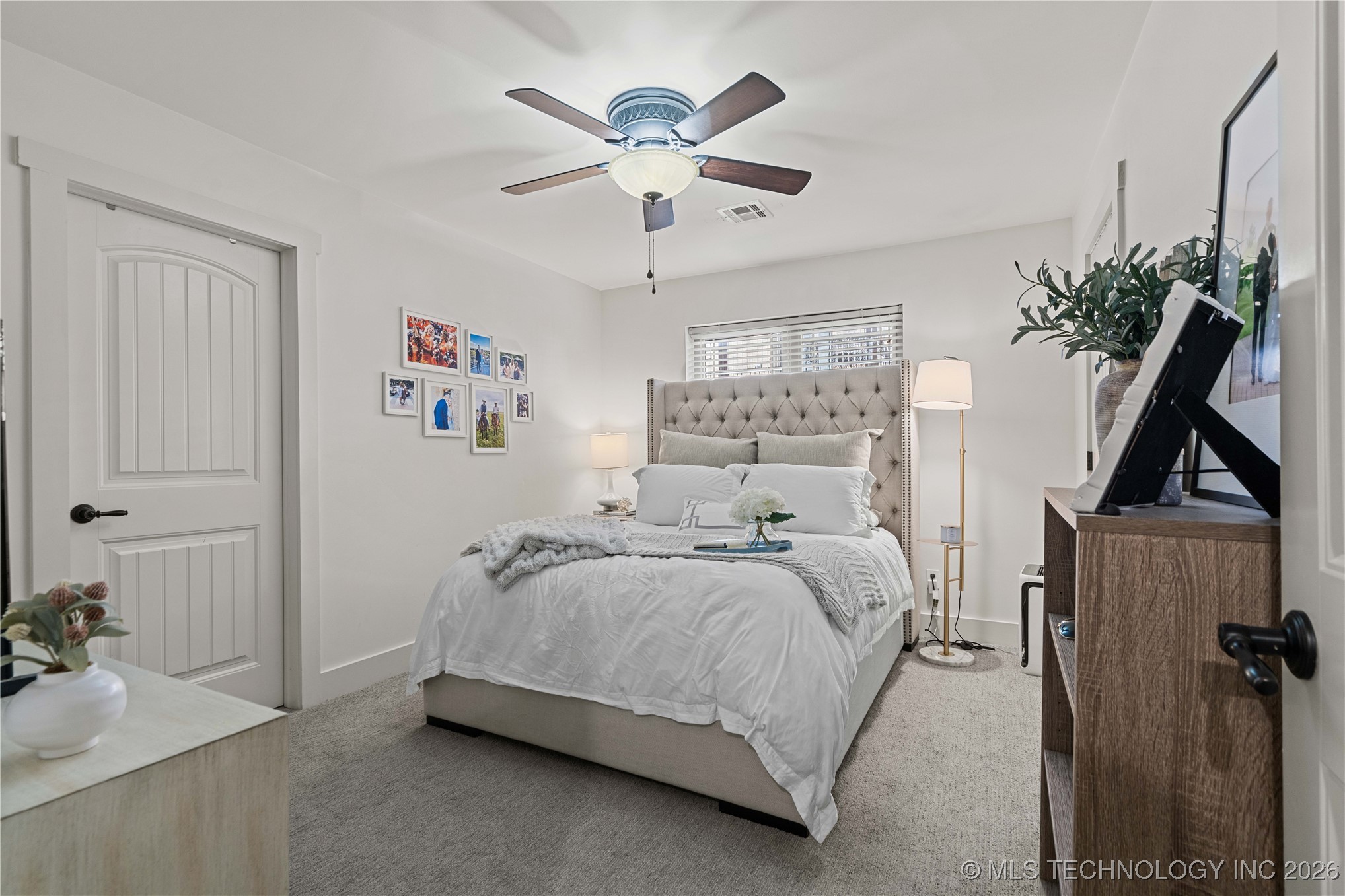 1407 S Saint Louis Avenue B Property Photo 32