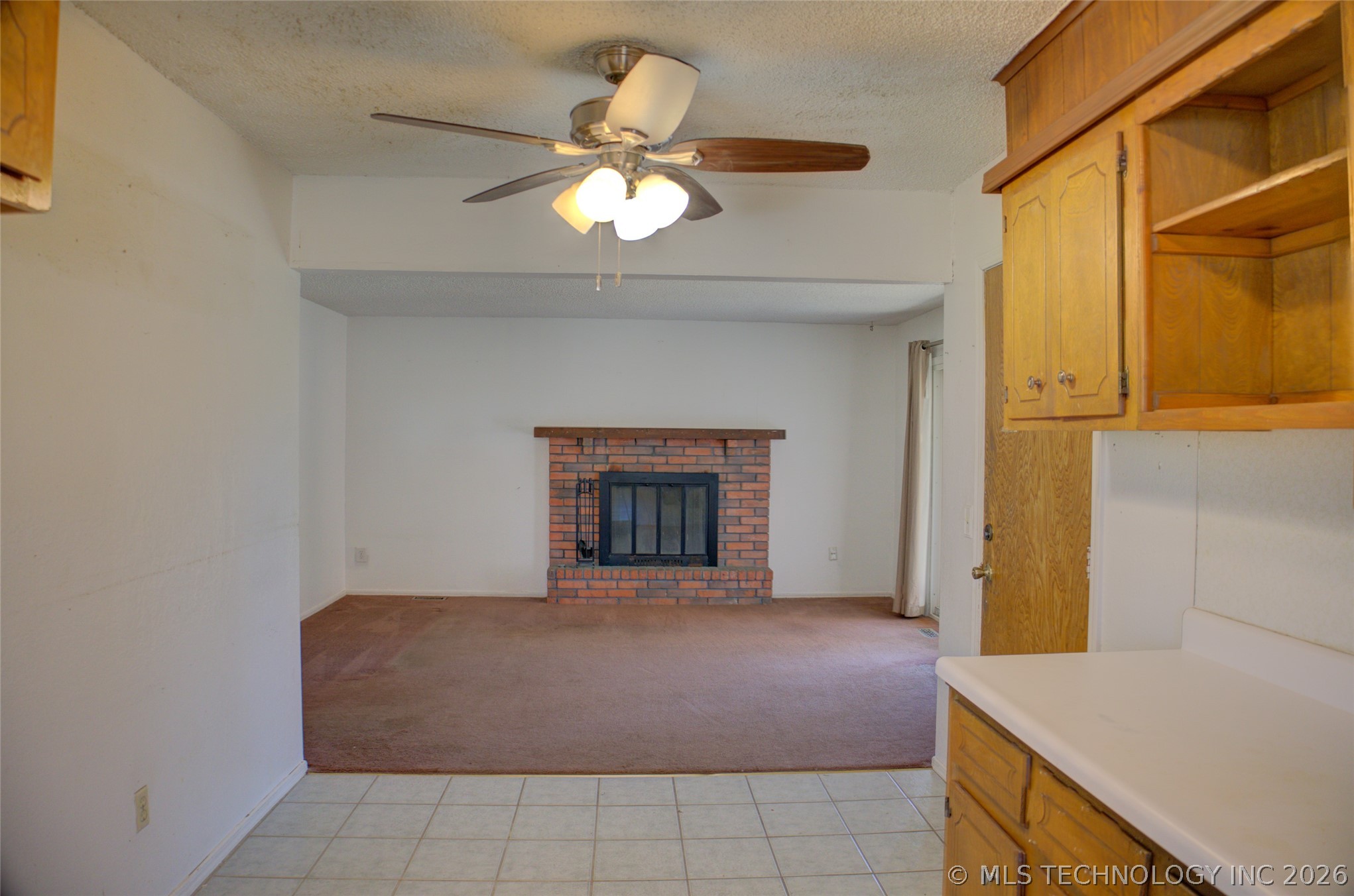 306 E 17th Street Property Photo 12