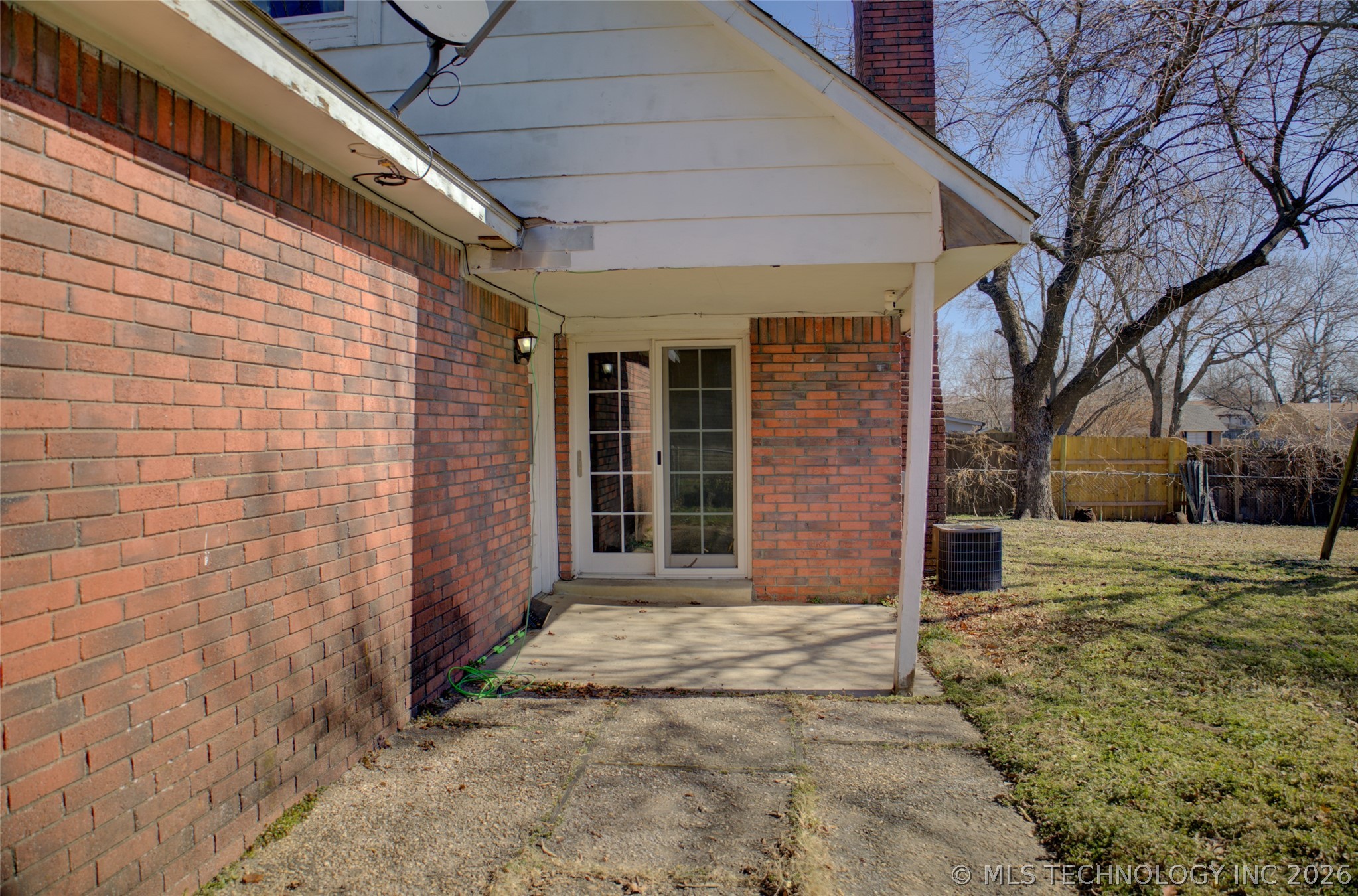 306 E 17th Street Property Photo 32