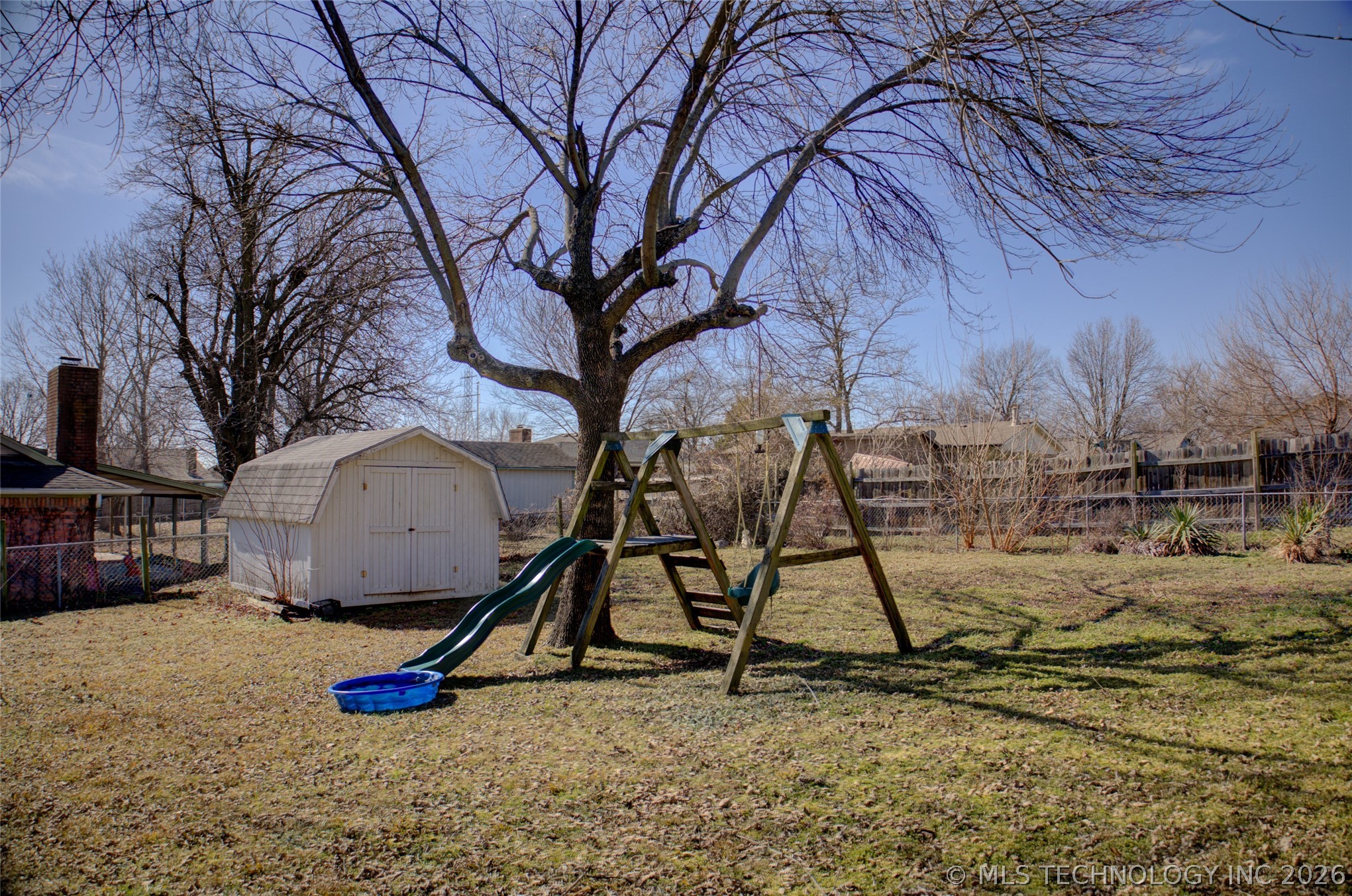 306 E 17th Street Property Photo 35