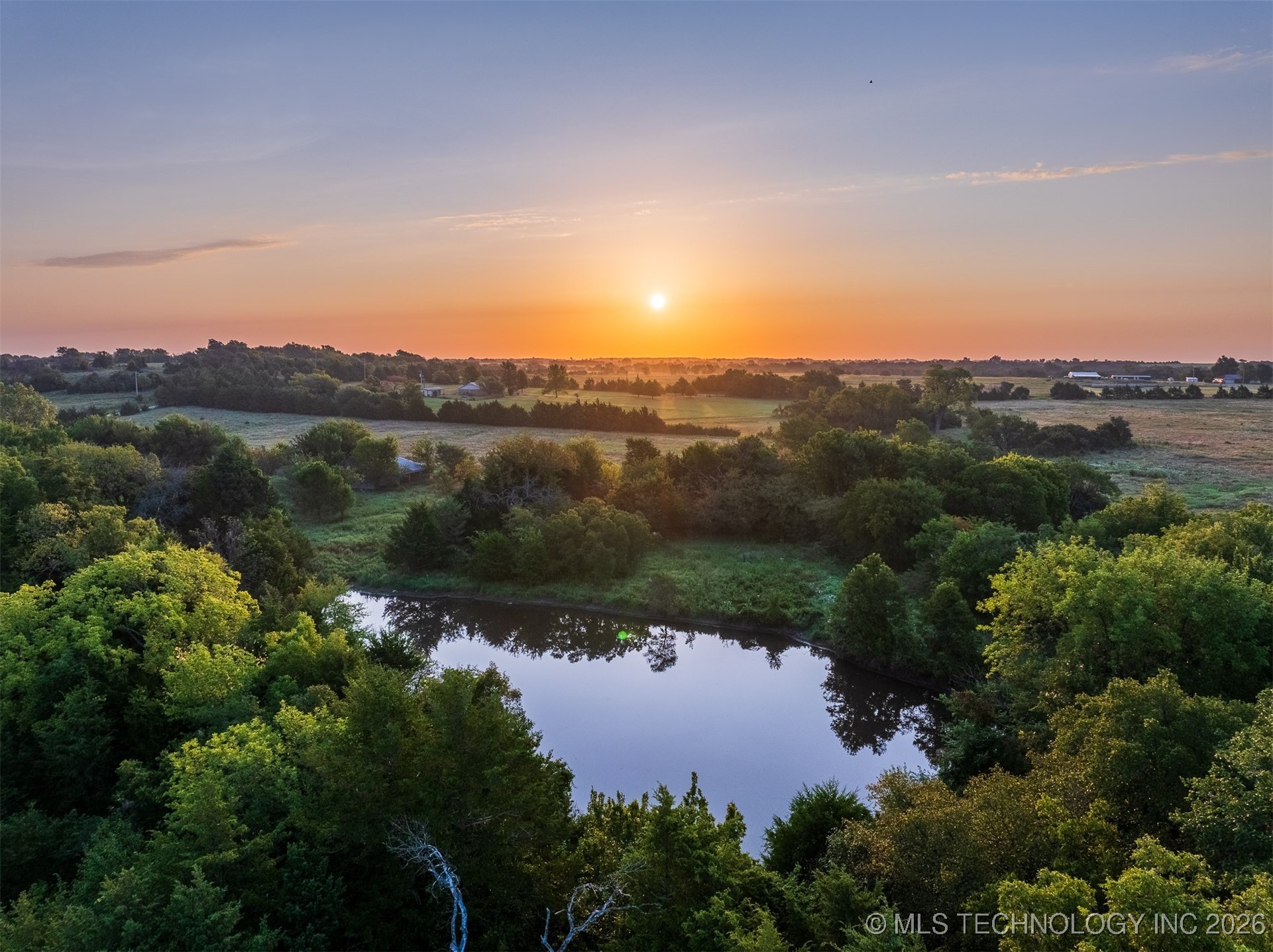 2 E Mcelroy Road Property Photo 7