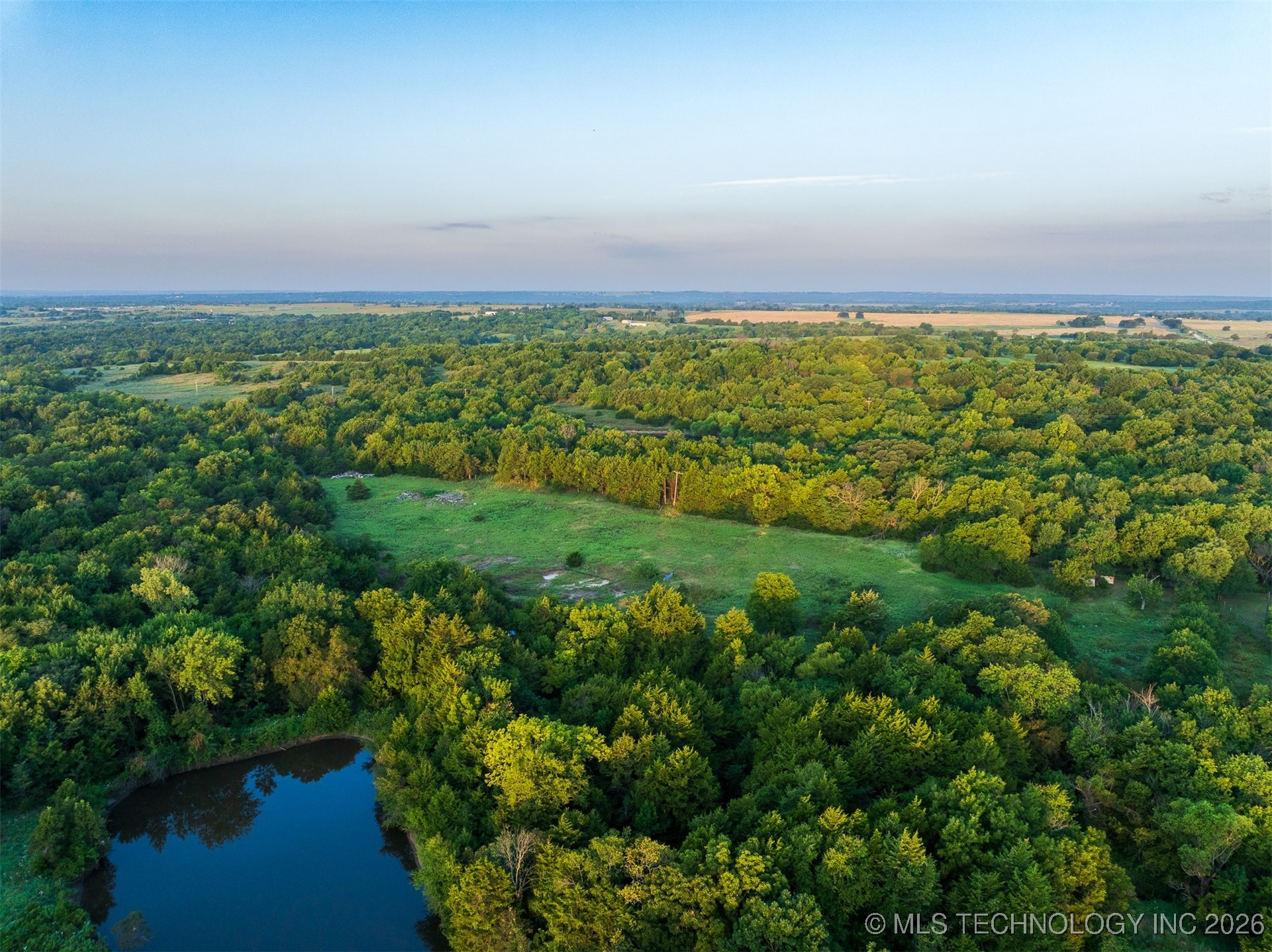 2 E Mcelroy Road Property Photo 12