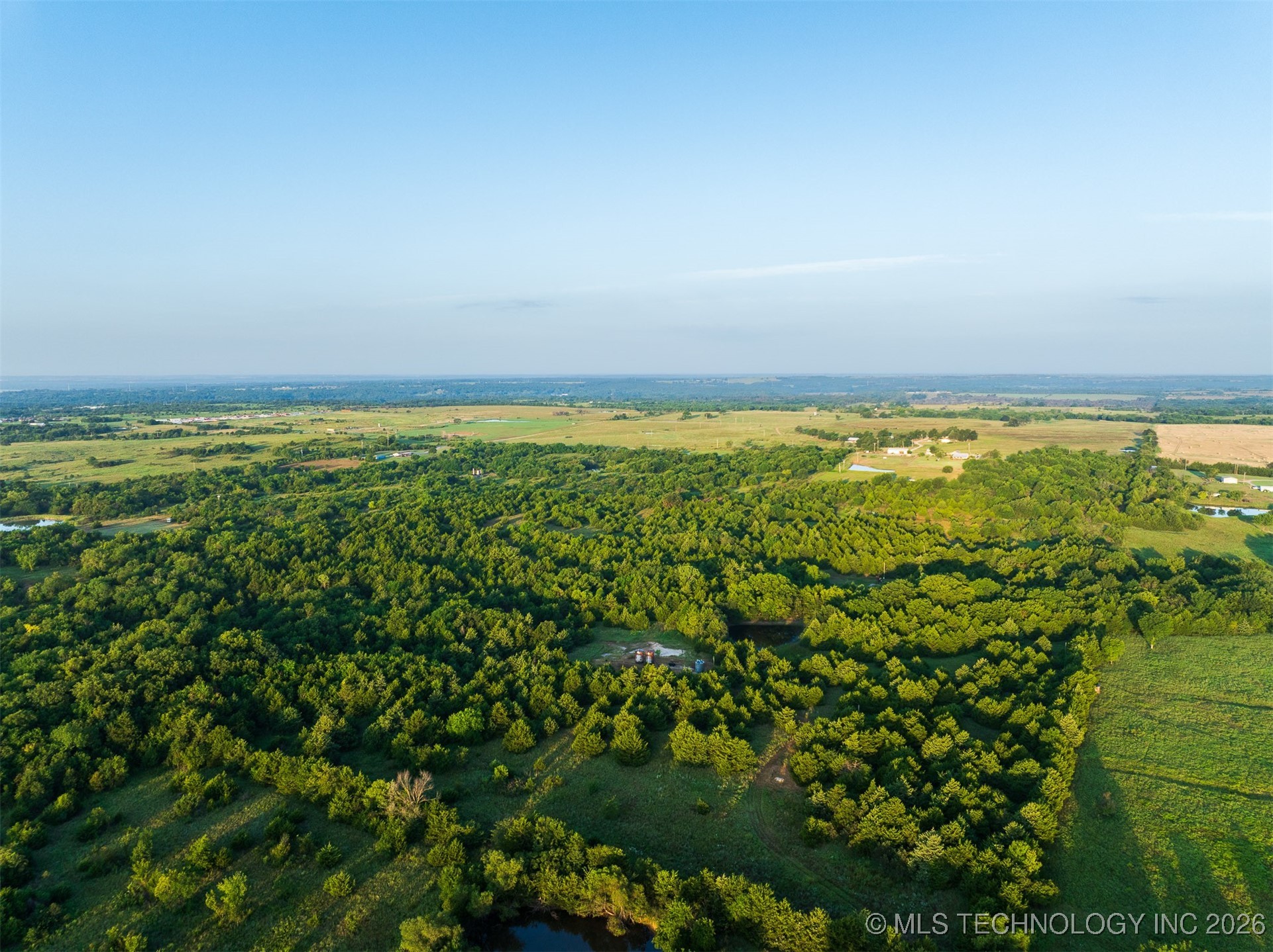 2 E Mcelroy Road Property Photo 17