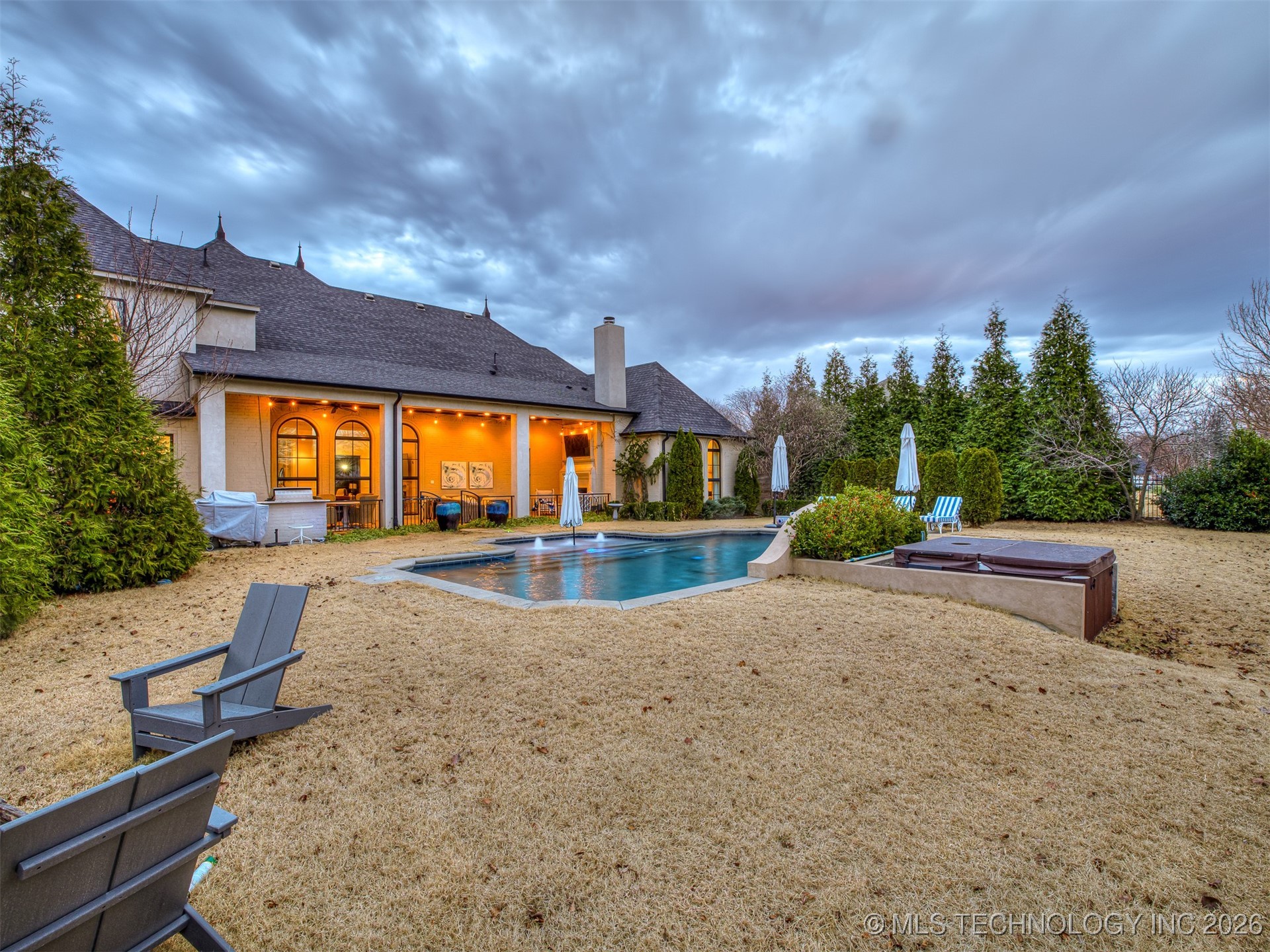 3306 W 68th Street Property Photo 9