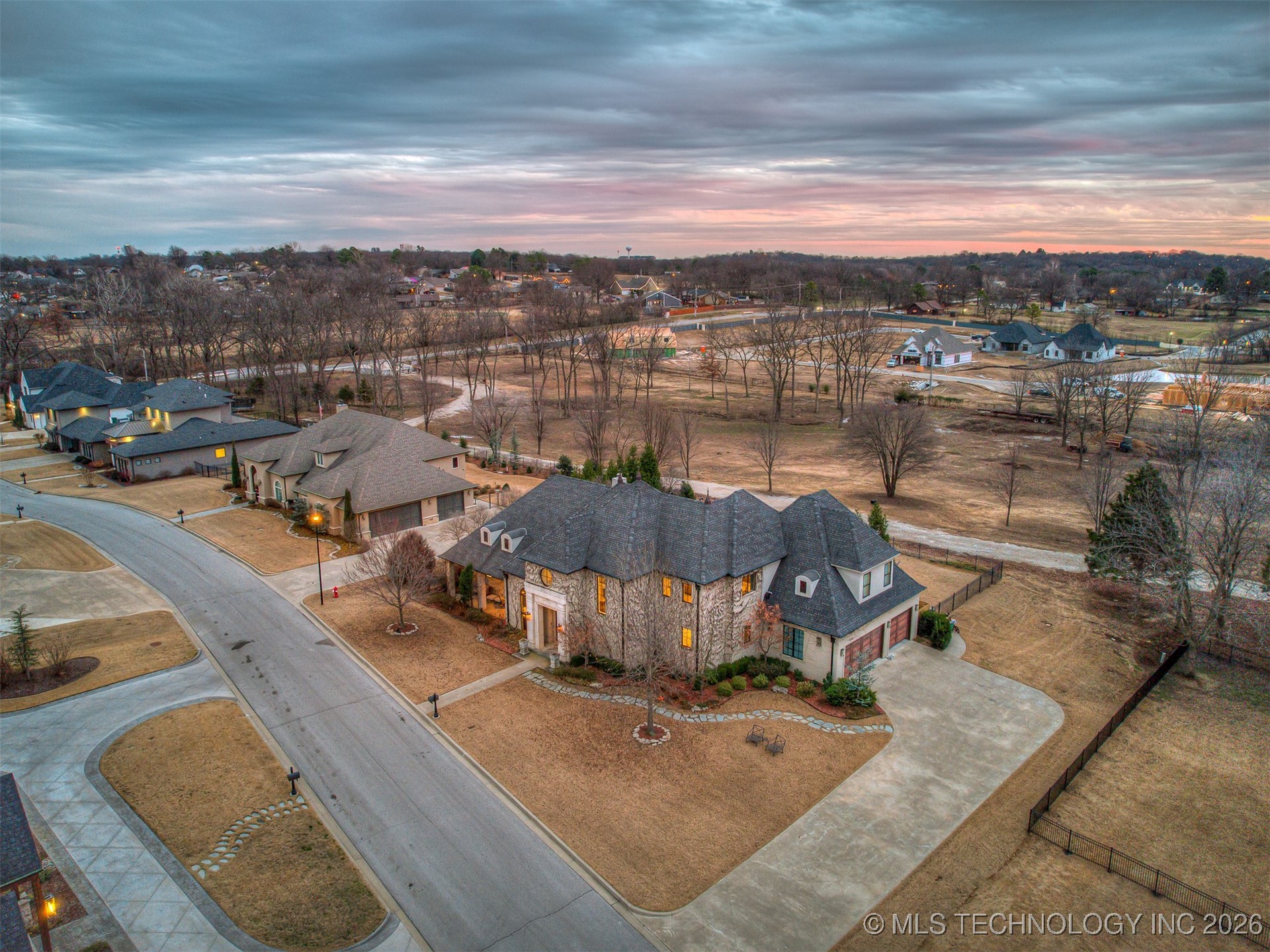 3306 W 68th Street Property Photo 15