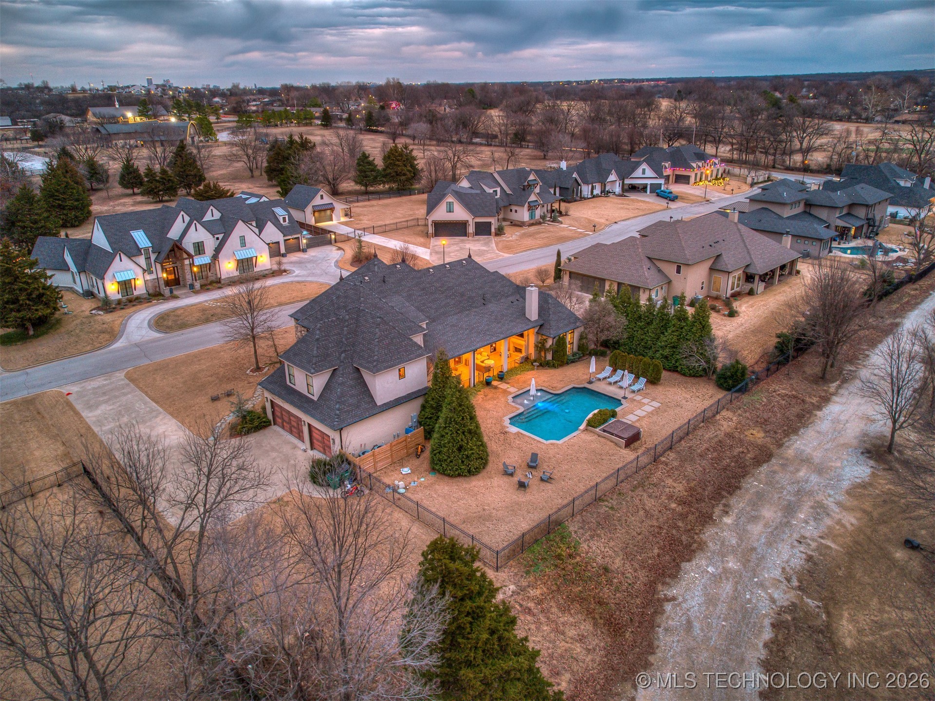 3306 W 68th Street Property Photo 18