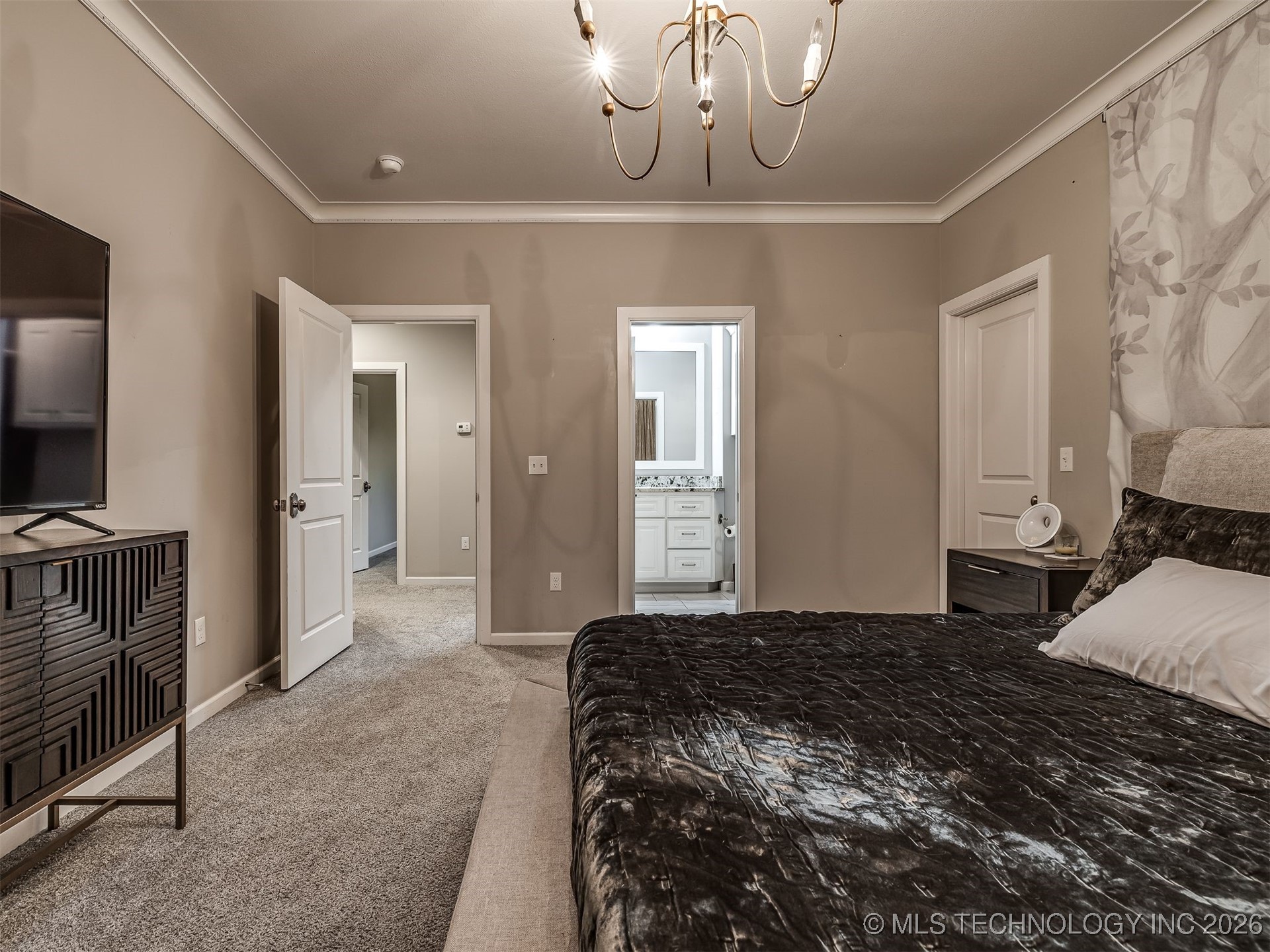 3306 W 68th Street Property Photo 64