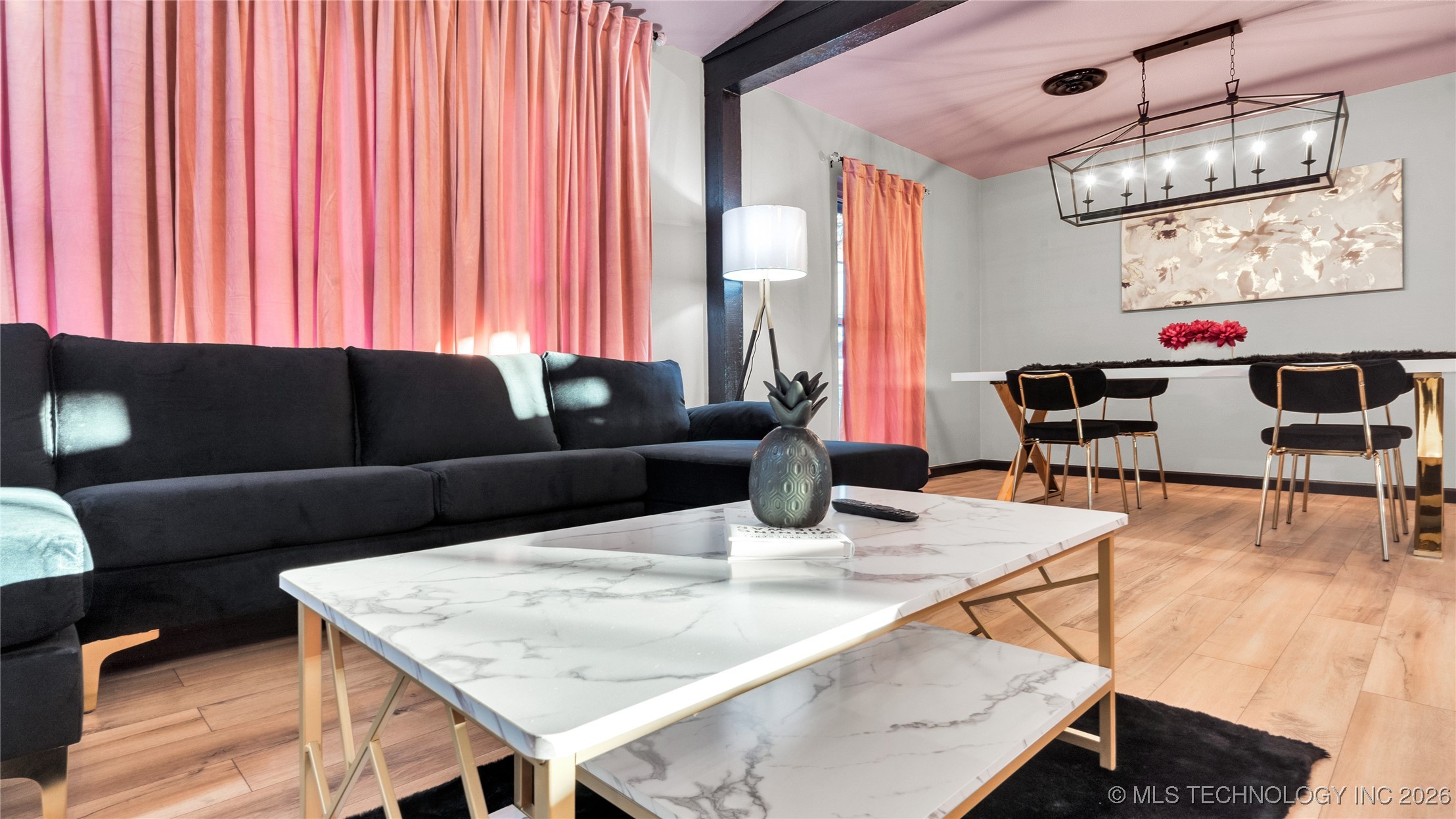 1107 Osage Street Property Photo 5