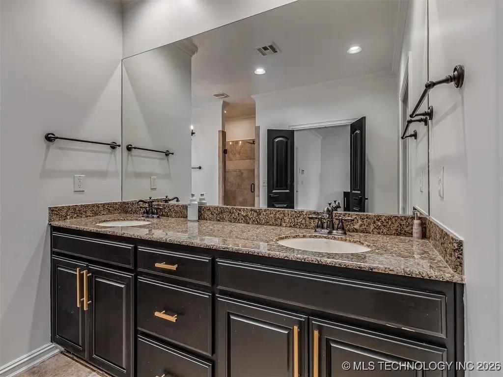 7315 E 112th Place S Property Photo 32