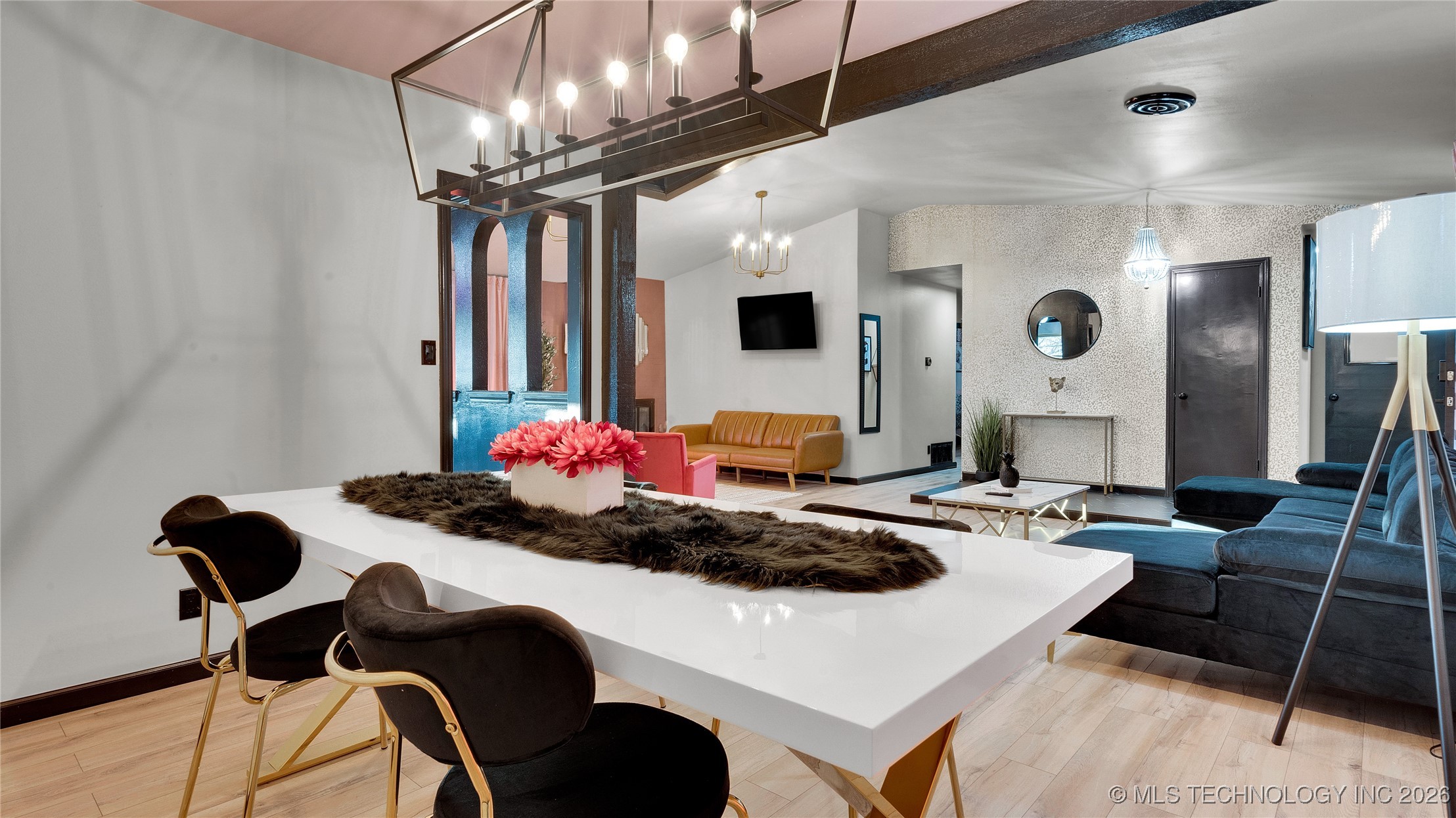 1107 Osage Property Photo 9