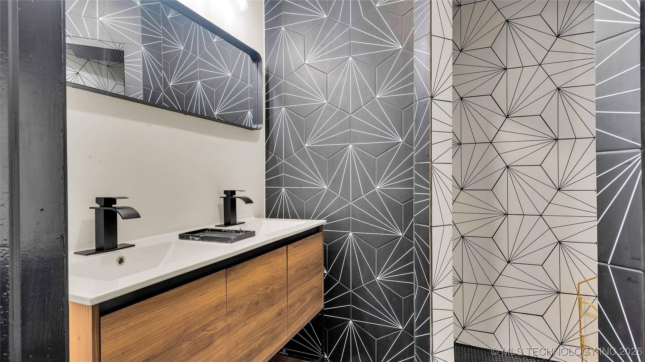 1107 Osage Property Photo 15