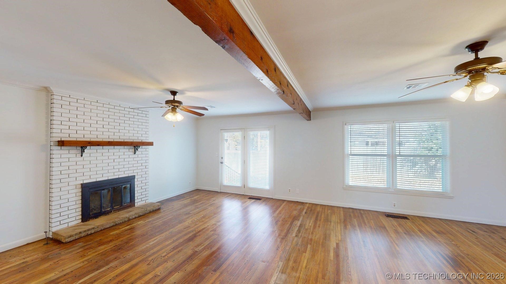 1521 E 60th Street Property Photo 13