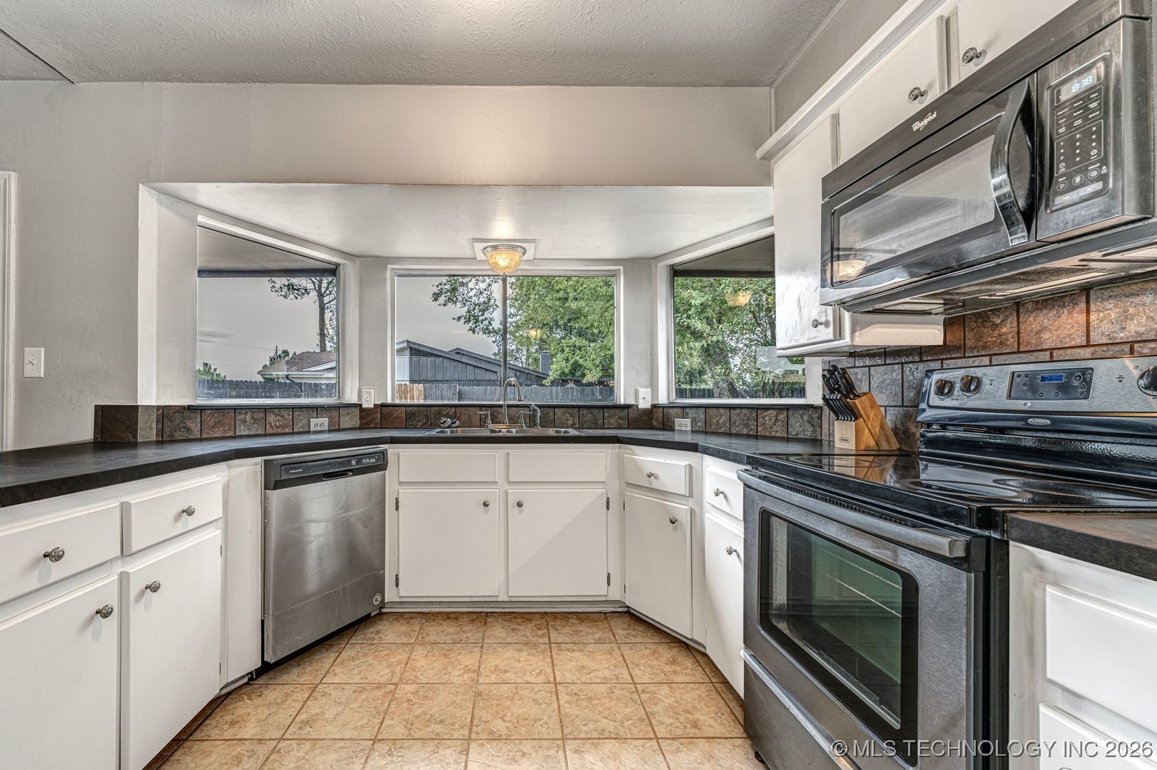 1114 Osage Property Photo 8