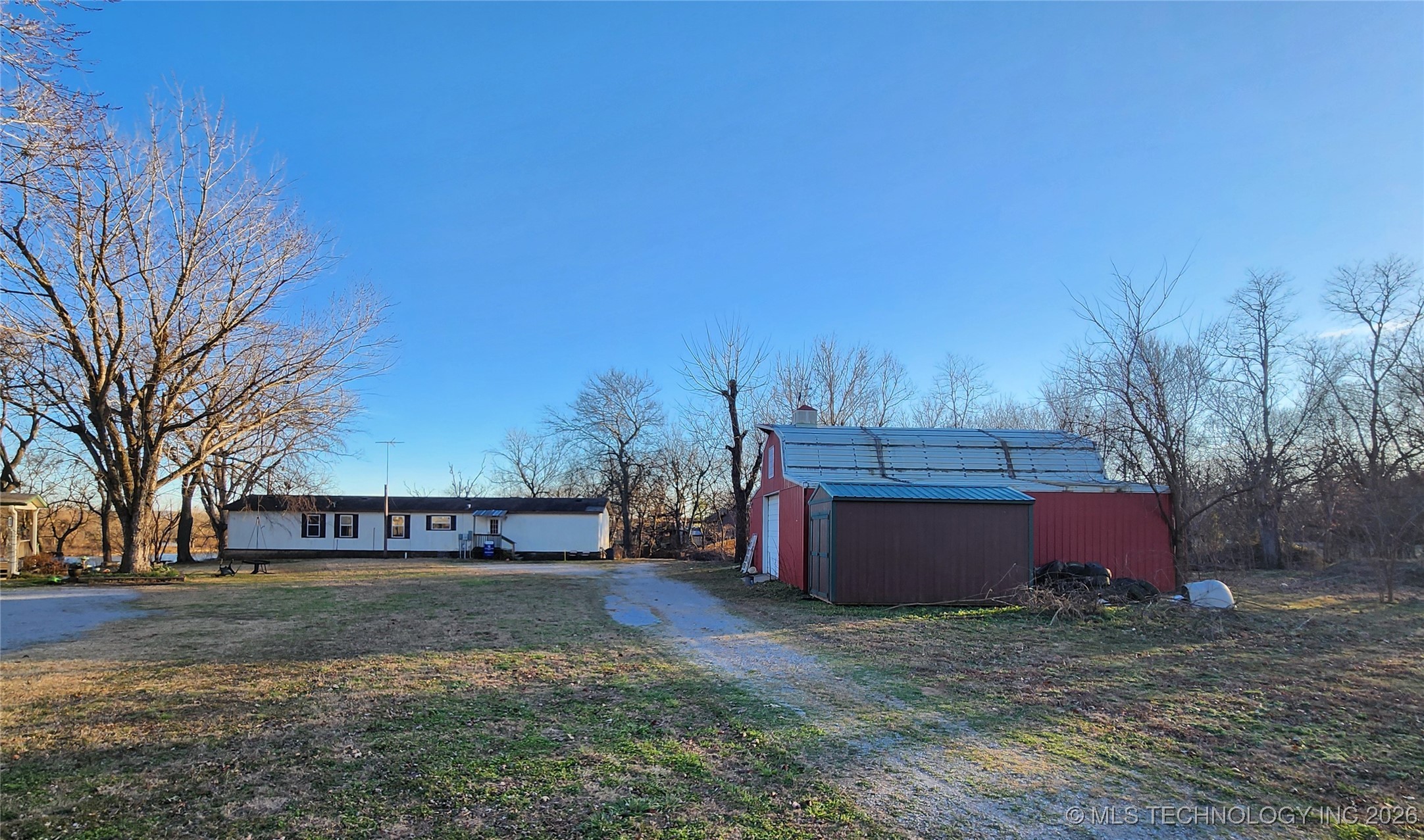 425 Leisure Land Property Photo 8