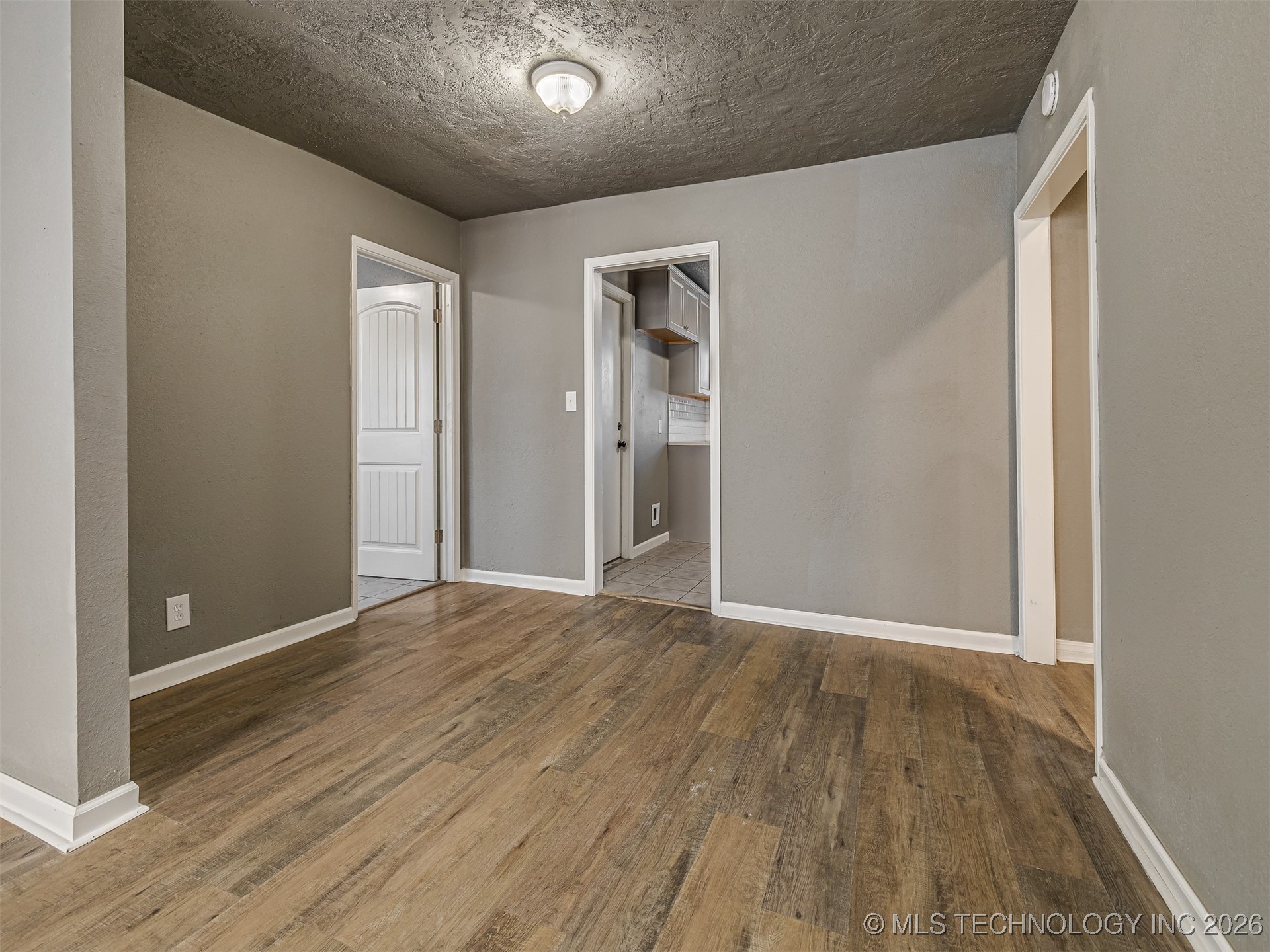 4627 S 29th West Avenue Property Photo 5