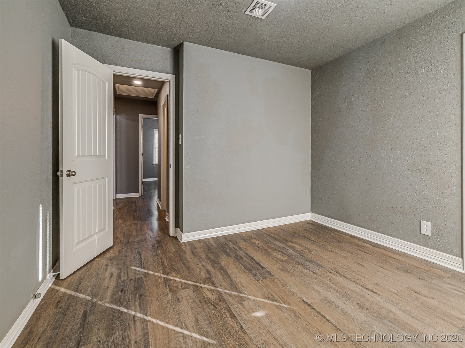 4627 S 29th West Avenue Property Photo 15