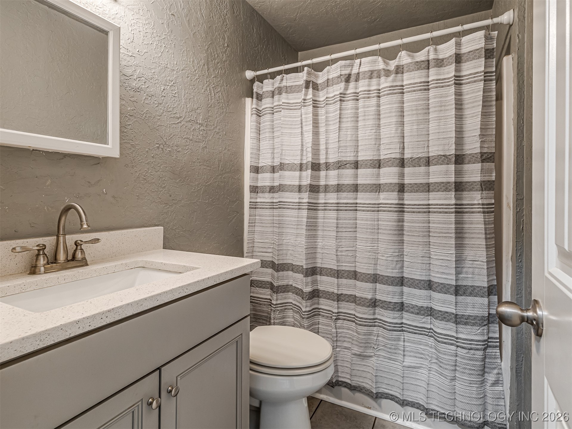 4627 S 29th West Avenue Property Photo 16