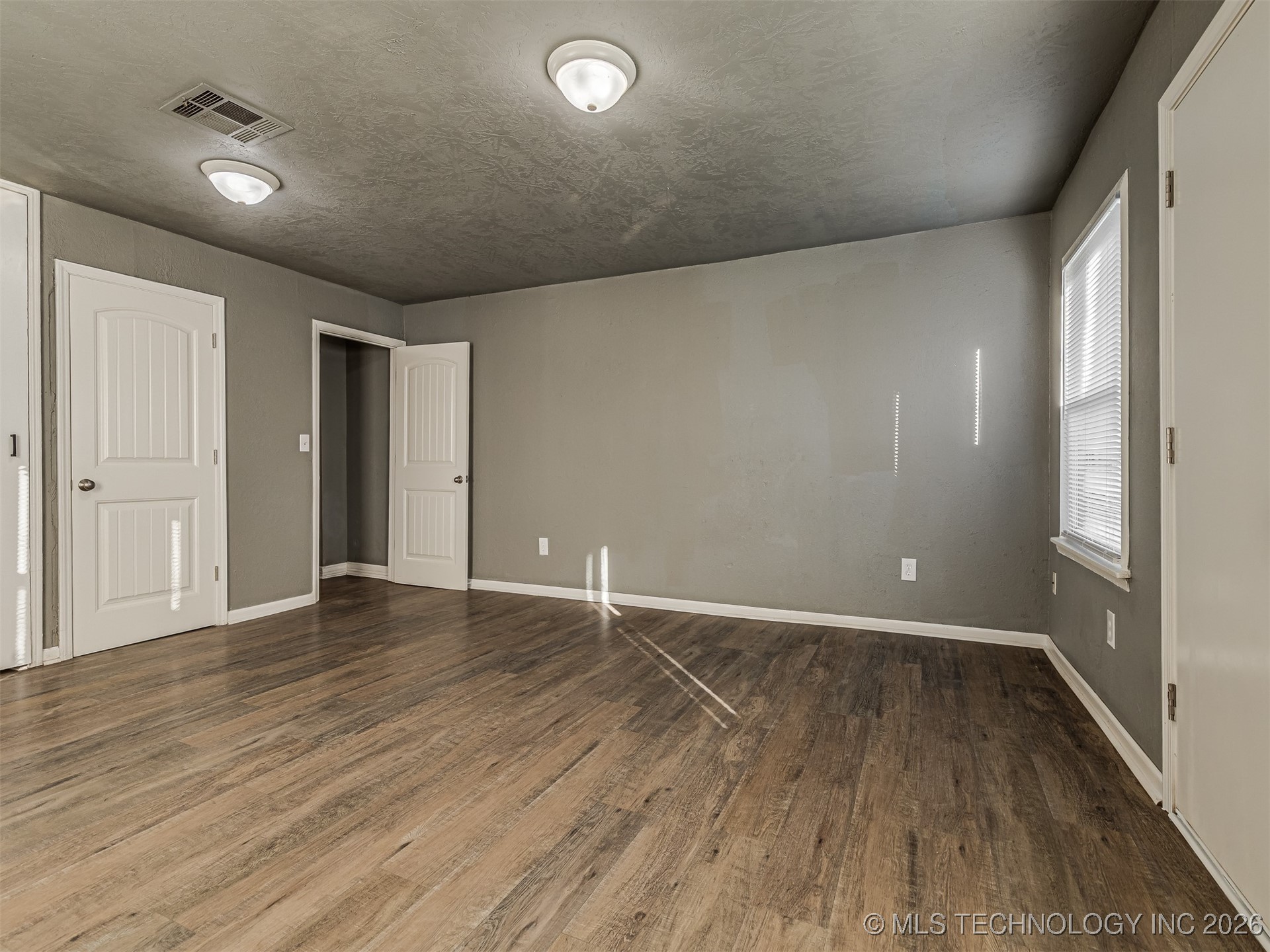 4627 S 29th West Avenue Property Photo 19