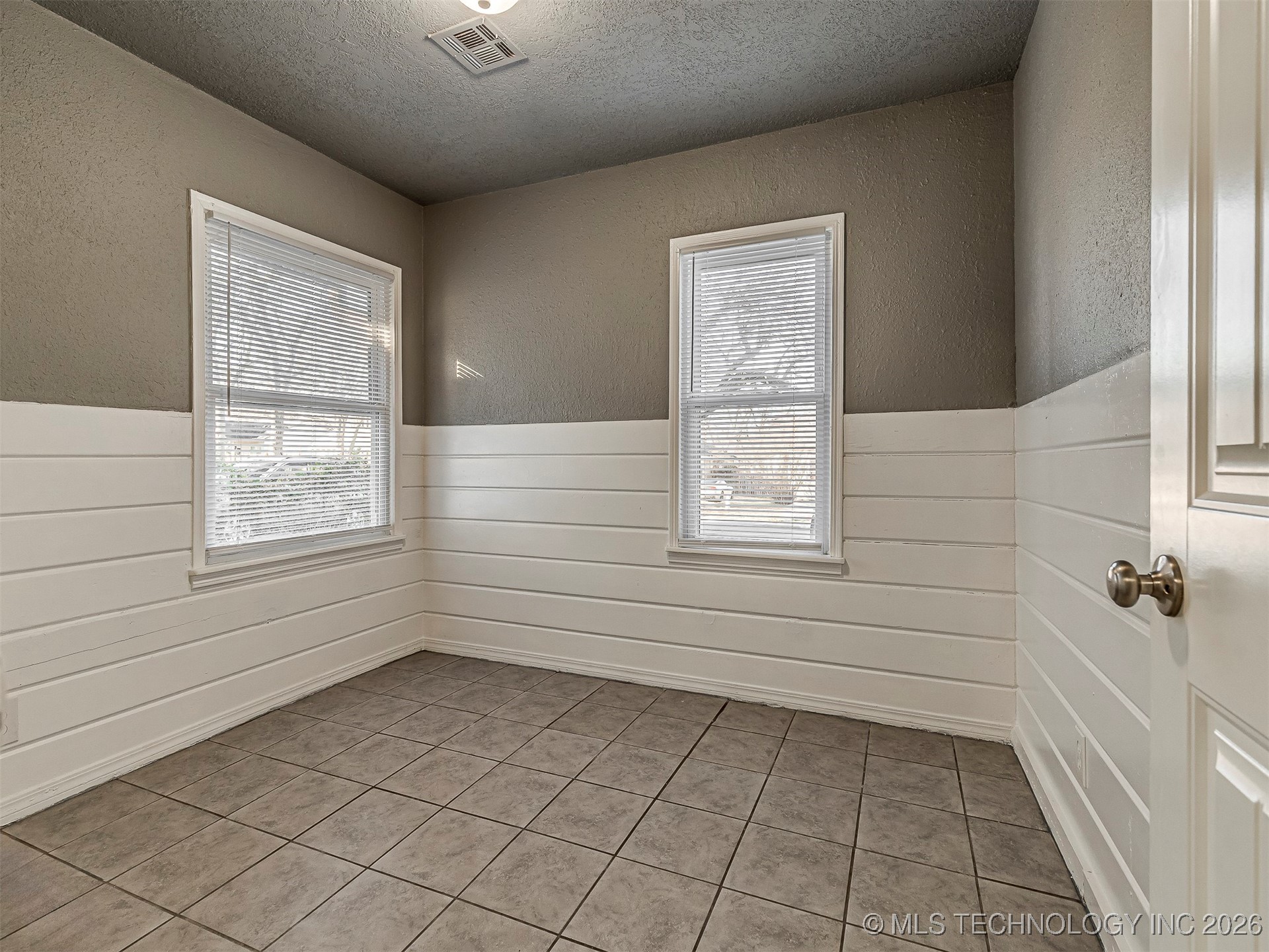 4627 S 29th West Avenue Property Photo 22