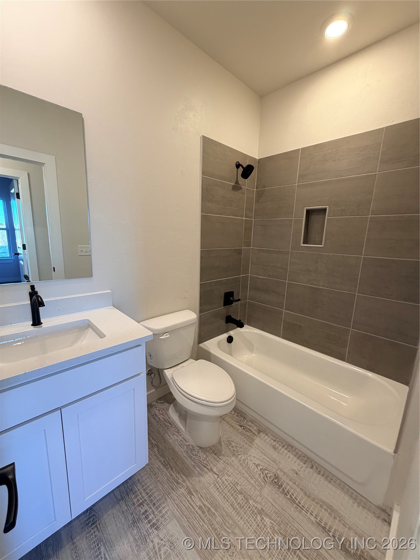 157 W 481 Road Property Photo 10