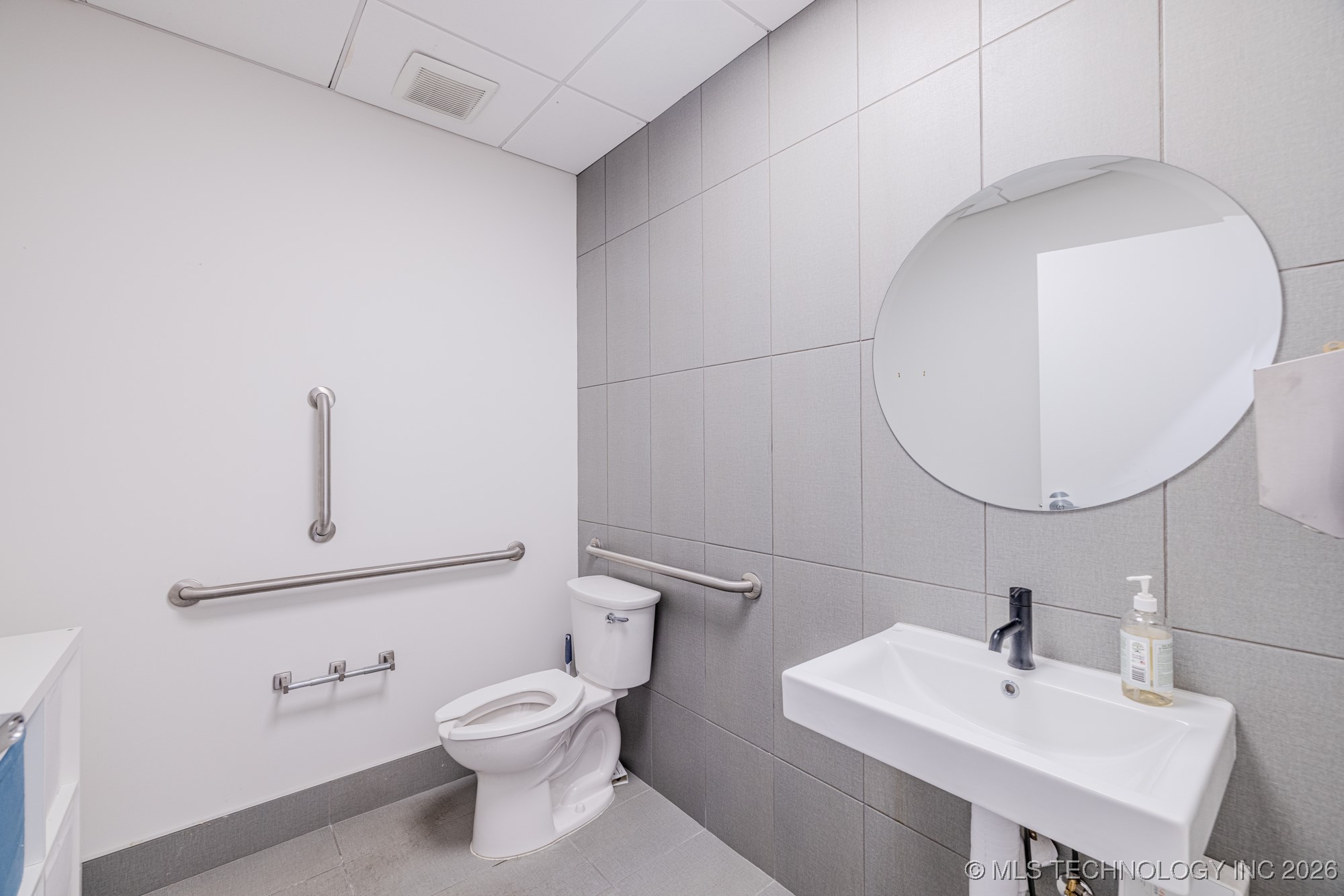 3401 S Peoria Avenue 300 Property Photo 16