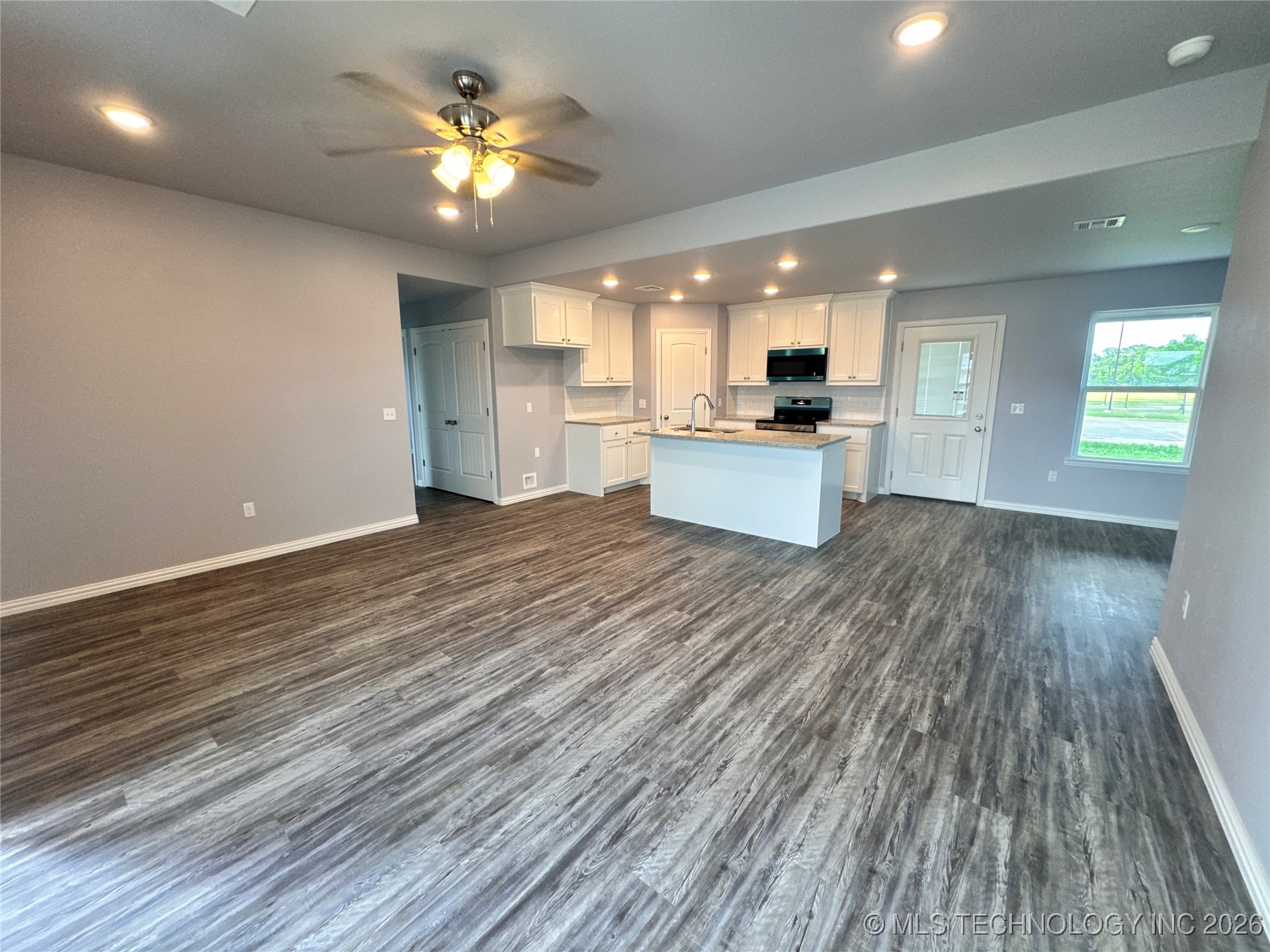 514 Sweet Pea Lane Property Photo 5