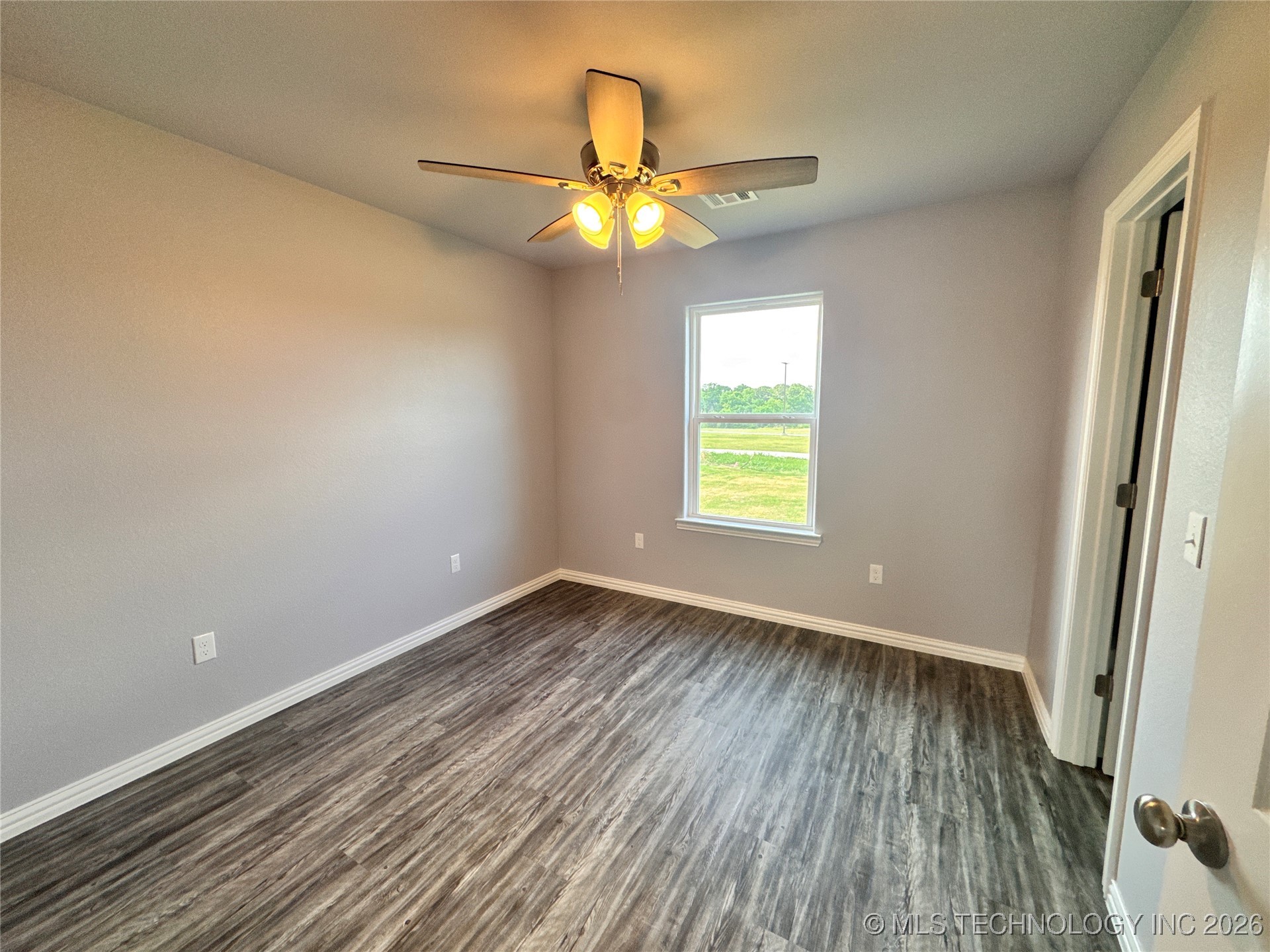 514 Sweet Pea Lane Property Photo 13