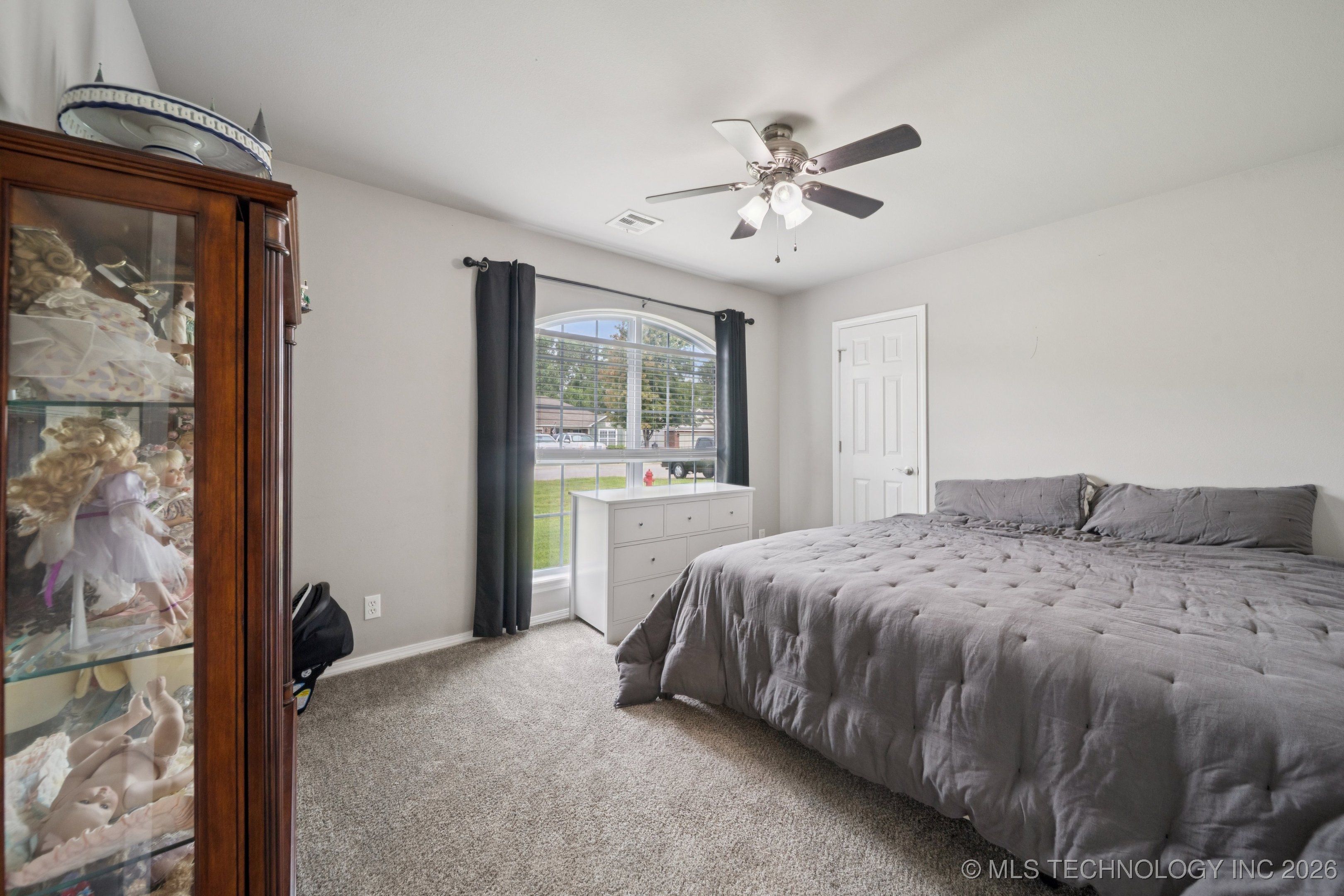 9239 S 256th East Avenue Property Photo 21