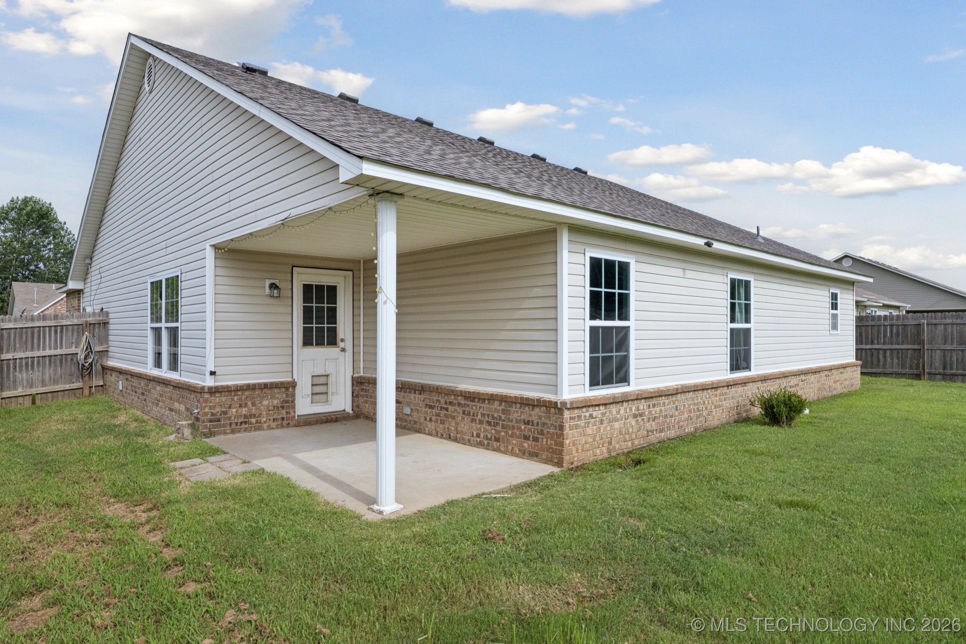 9239 S 256th East Avenue Property Photo 26